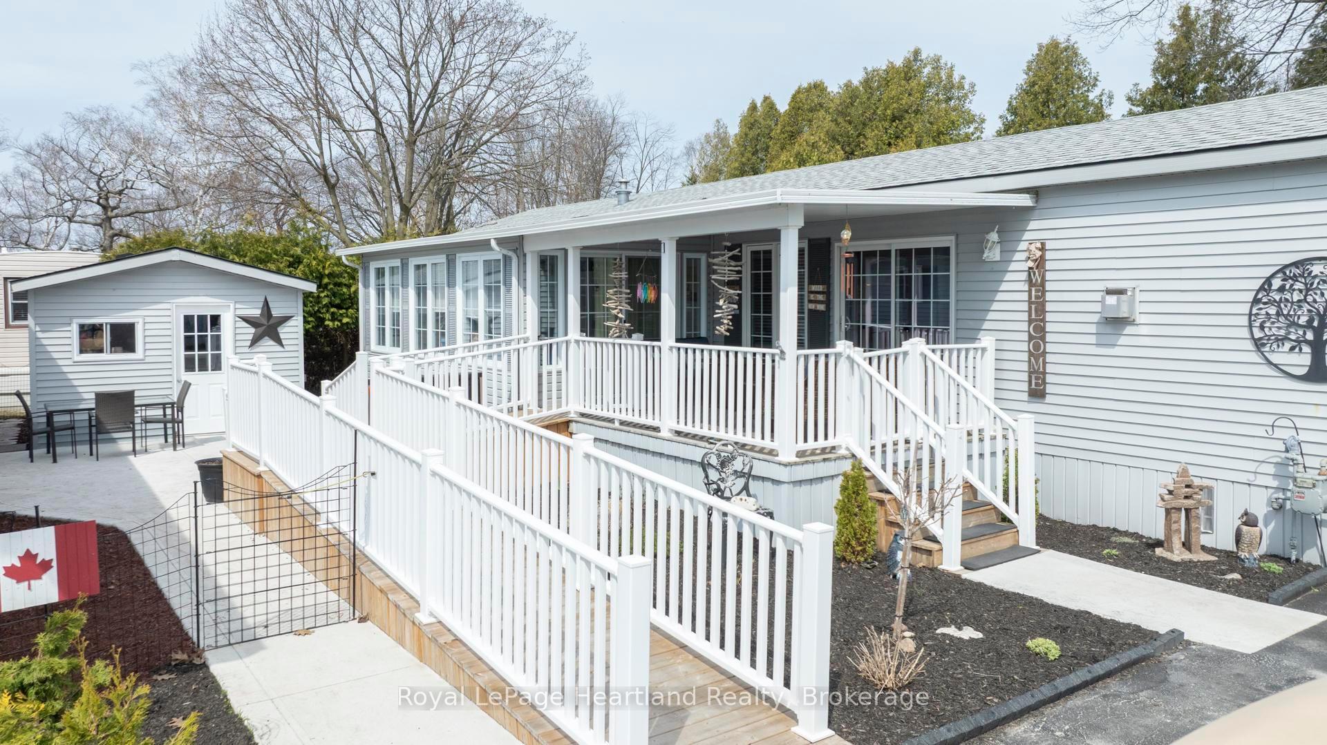 Photo 2 of 37 Cherokee Lane, Ashfield-Colborne-Wawanosh — HOMEH