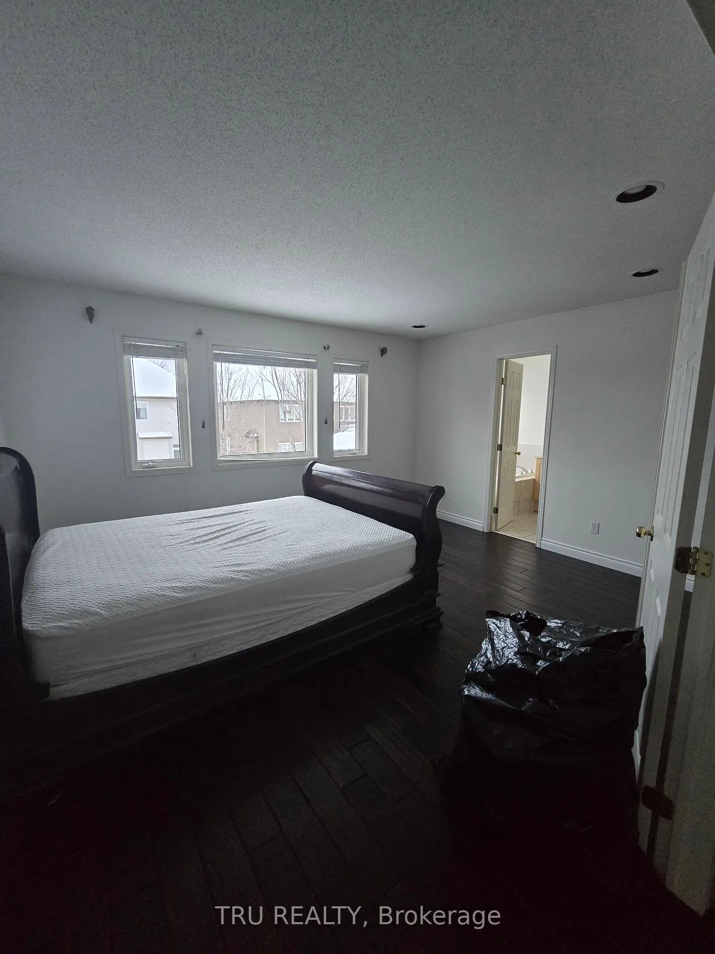 Photo 13 of 62 North Harrow Drive, Ottawa, Barrhaven - Longfields — HOMEH