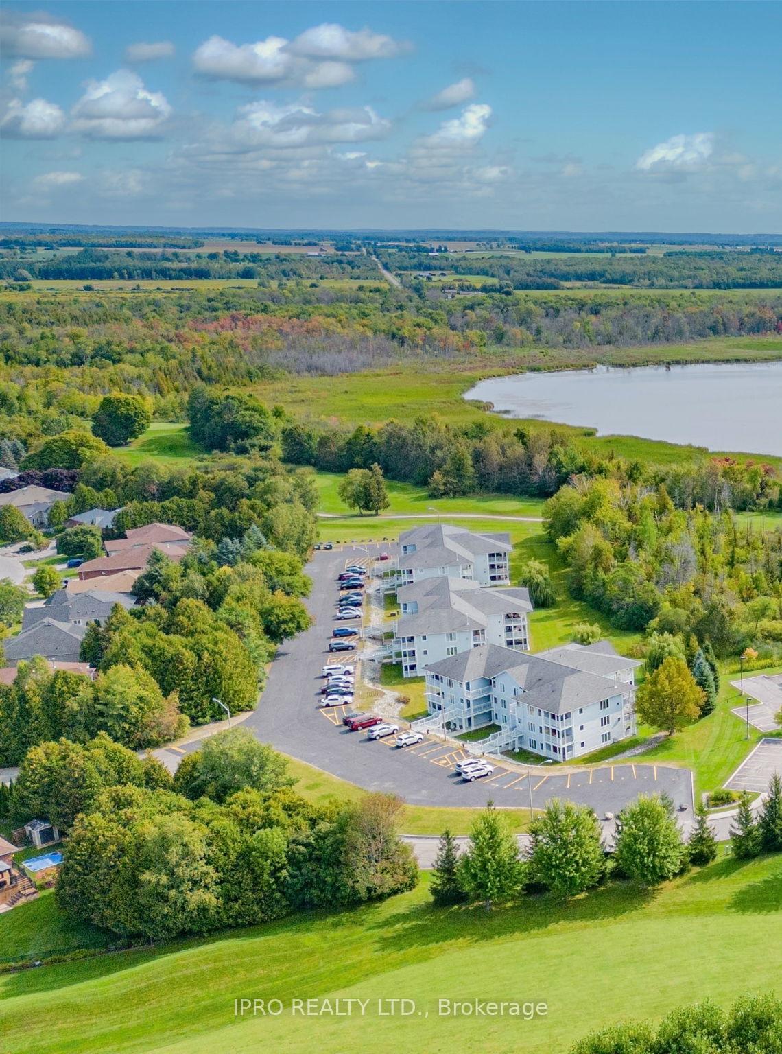 Photo 53 of Unit 3, 20 Mulligan Lane, Wasaga Beach — HOMEH