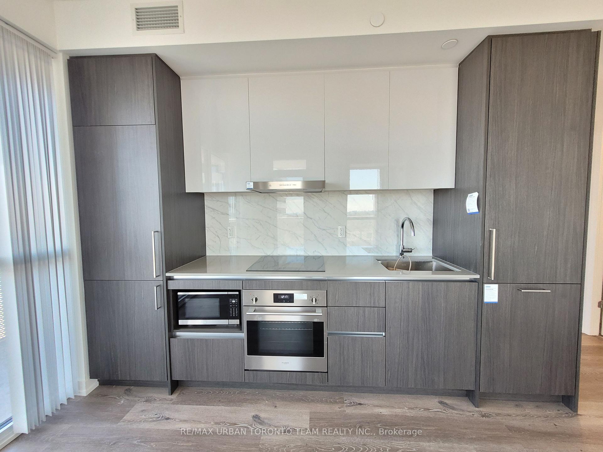 Photo 5 of Unit 2306, 225 Commerce St Street, Vaughan, Vaughan Corporate Centre — HOMEH