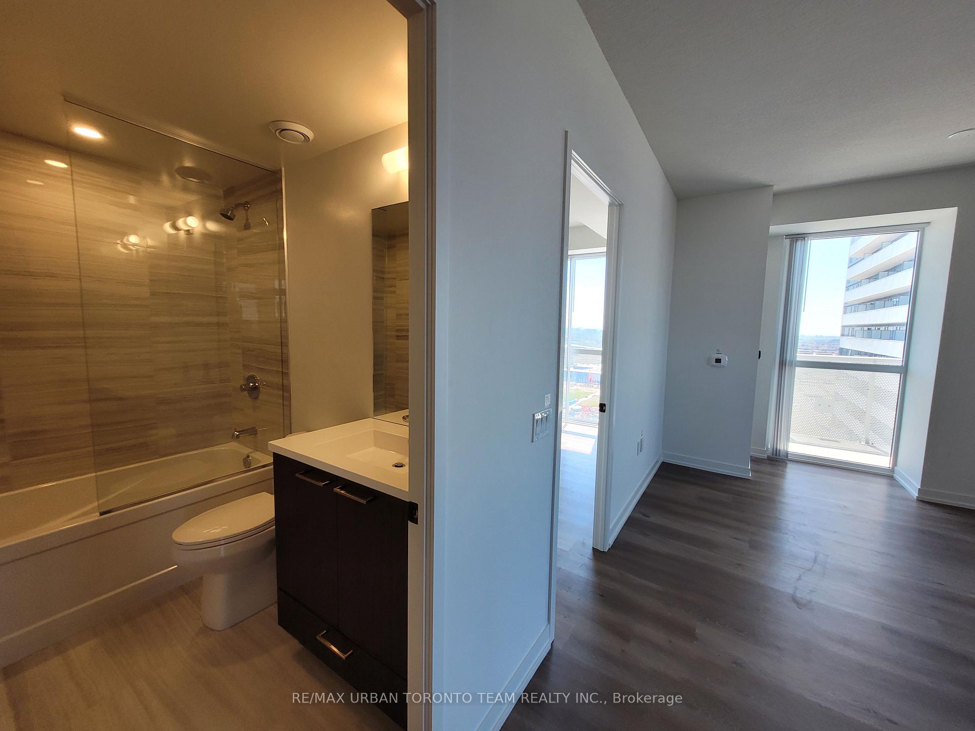 Photo 6 of Unit 2306, 225 Commerce St Street, Vaughan, Vaughan Corporate Centre — HOMEH