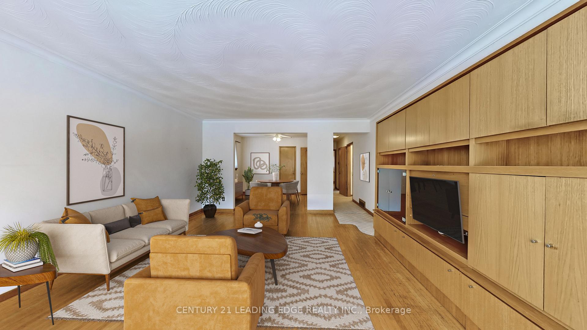 Photo 4 of 1 Ottawa Court, Aurora, Aurora Heights — HOMEH