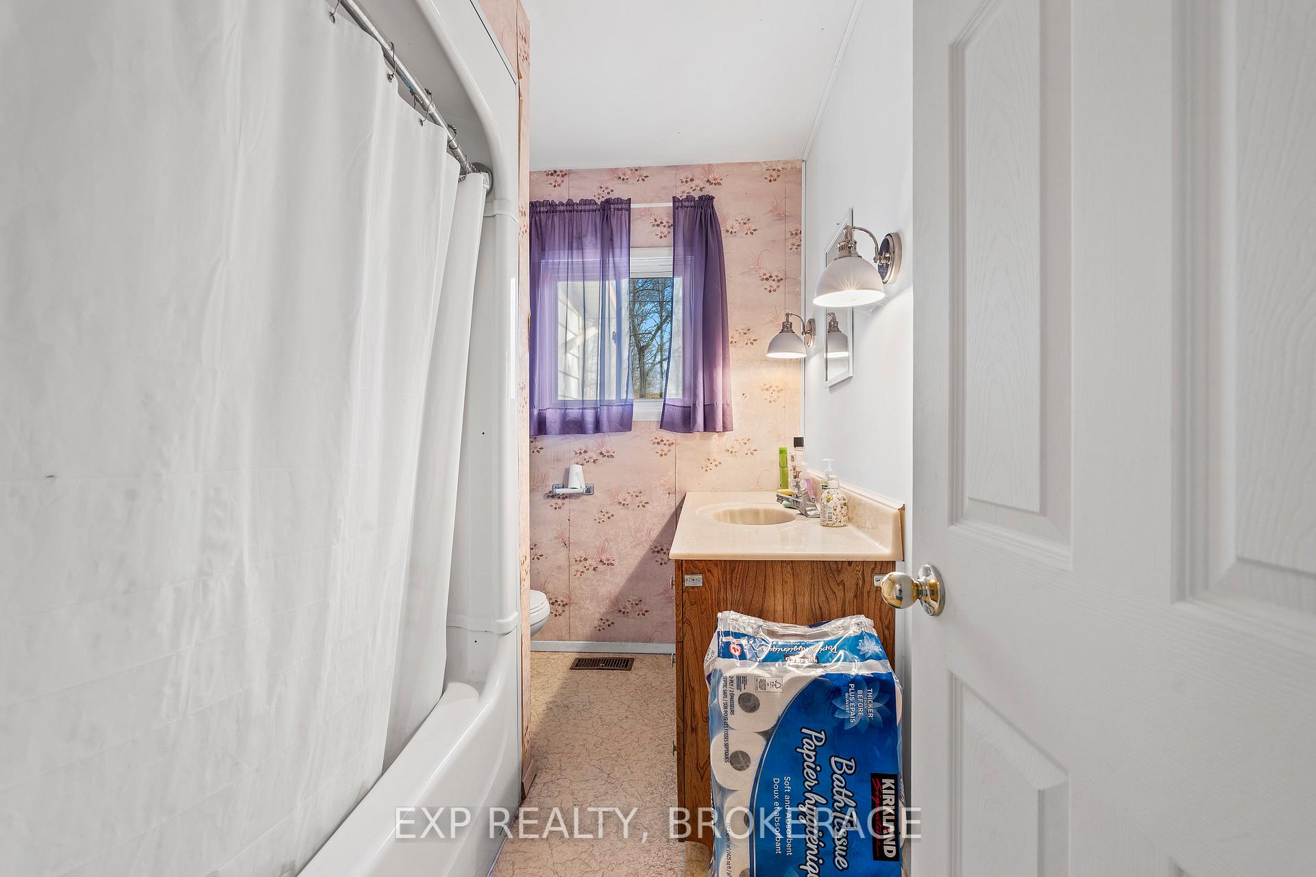 Photo 30 of 4205 Maple Drive, Frontenac, Frontenac South — HOMEH