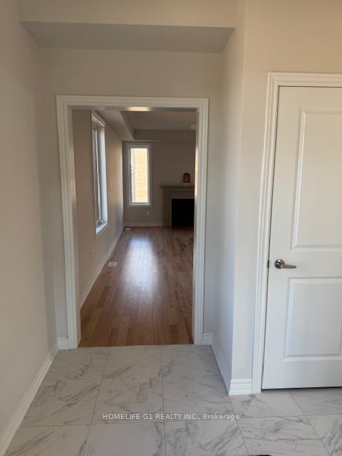 Photo 2 of 1271 Davis Loop, Innisfil, Lefroy — HOMEH