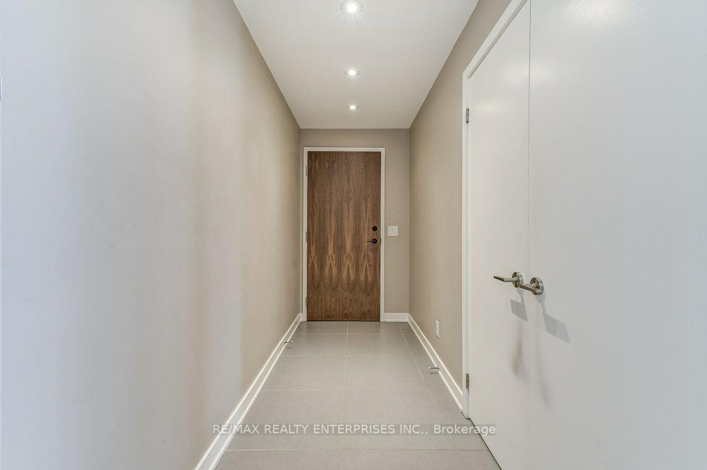 Photo 14 of Unit 1413, 1 Market Street, Toronto, Waterfront Communities — HOMEH