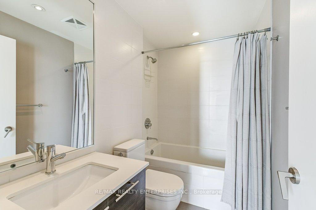 Photo 20 of Unit 1413, 1 Market Street, Toronto, Waterfront Communities — HOMEH