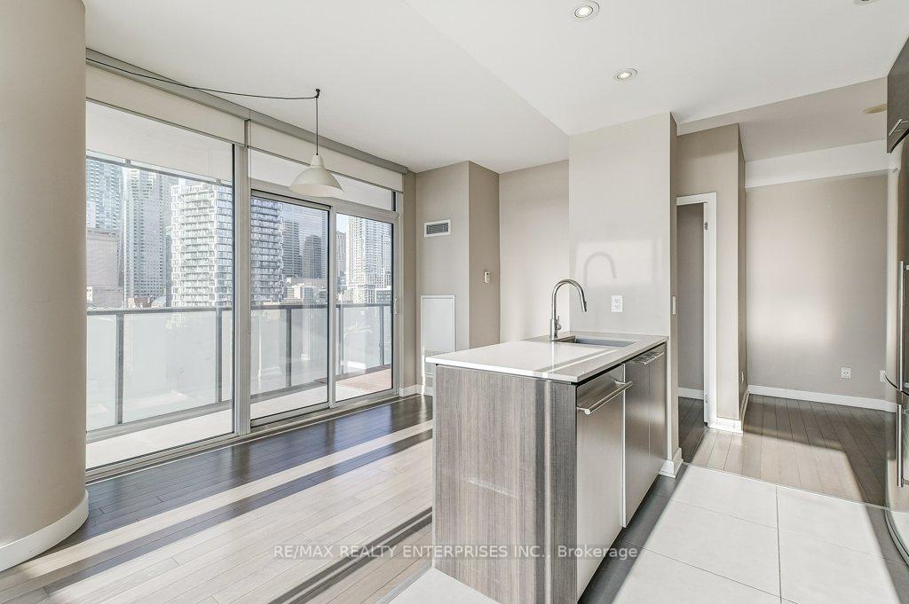 Photo 70 of Unit 1413, 1 Market Street, Toronto, Waterfront Communities — HOMEH
