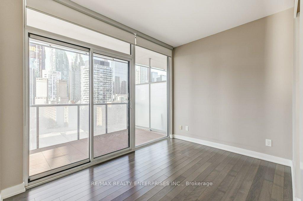 Photo 75 of Unit 1413, 1 Market Street, Toronto, Waterfront Communities — HOMEH