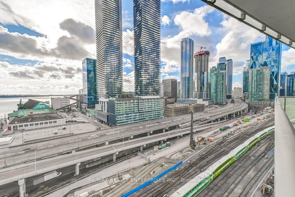Photo 86 of Unit 1413, 1 Market Street, Toronto, Waterfront Communities — HOMEH