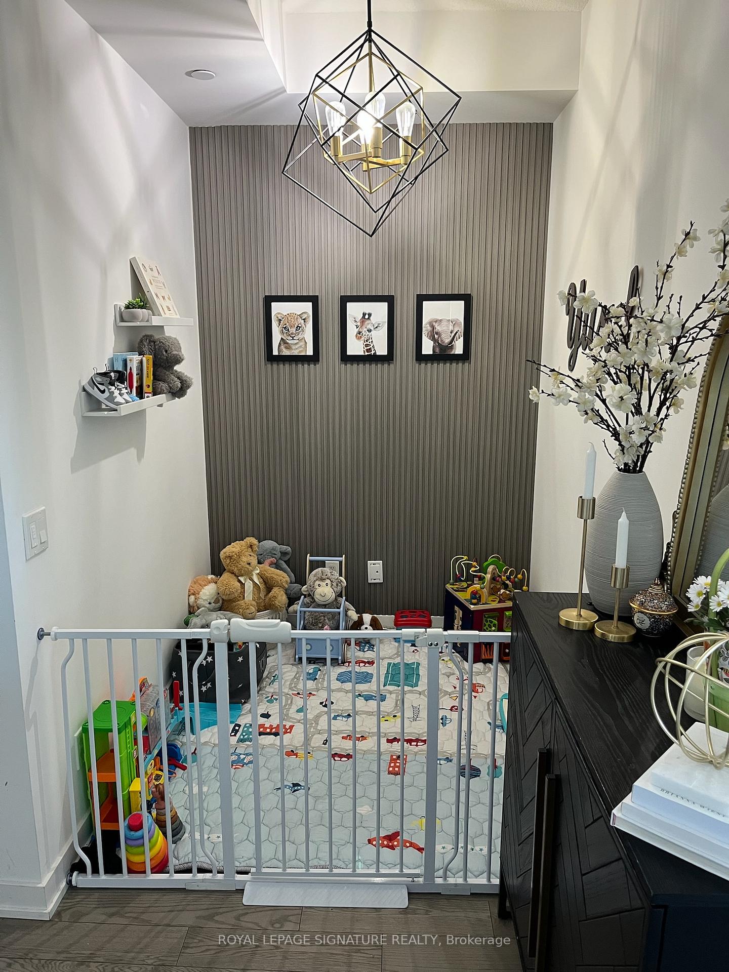 Photo 8 of Unit 3015, 25 Richmond Street E, Toronto, Church-Yonge Corridor — HOMEH
