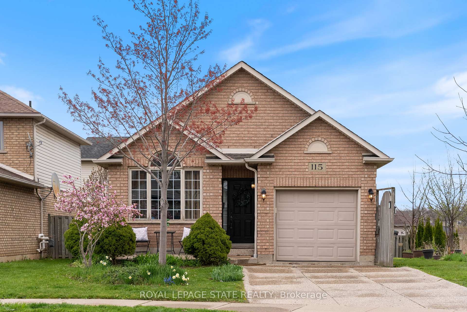 Photo 1 of 115 Colin Crescent, Hamilton, Jerome — HOMEH