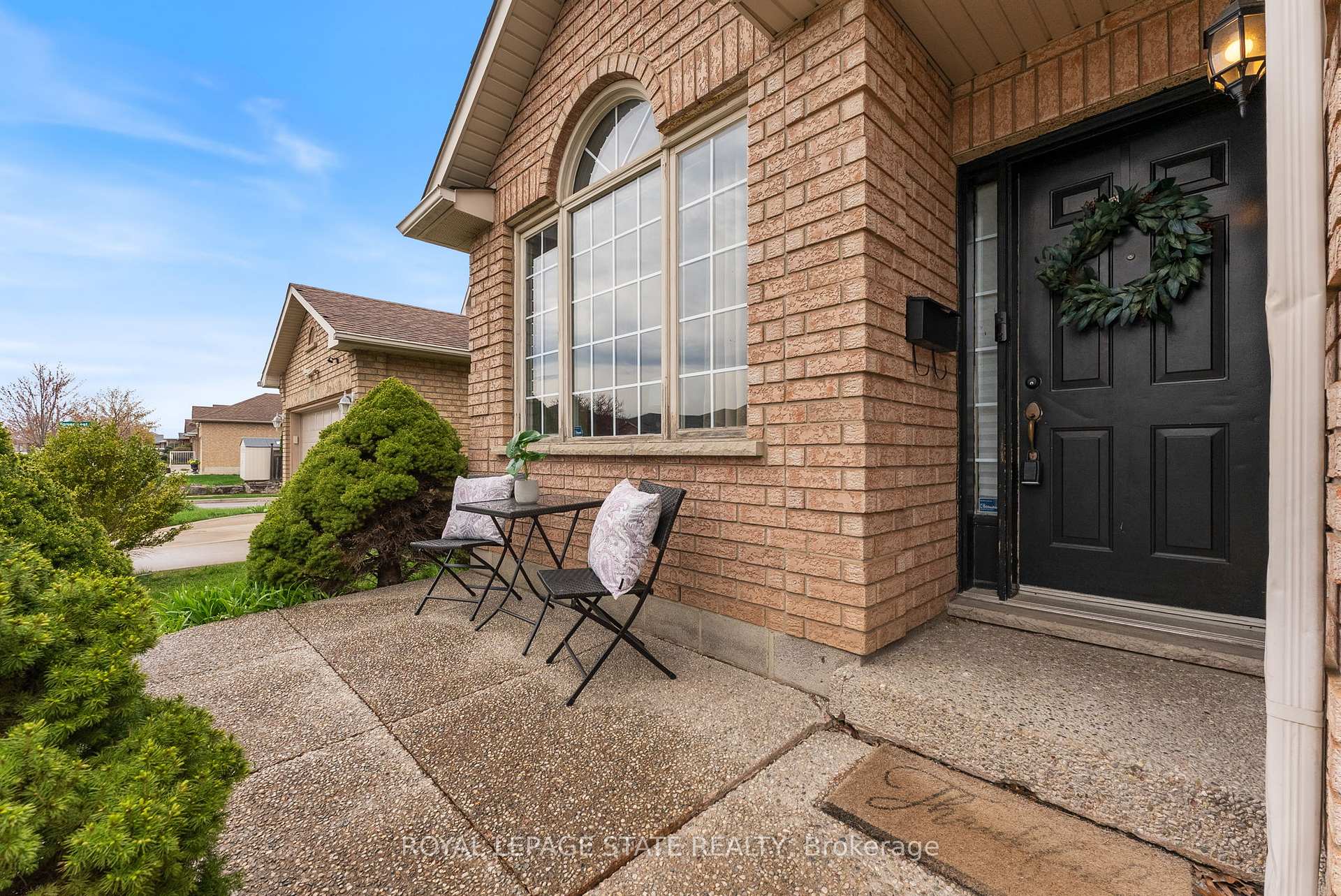 Photo 5 of 115 Colin Crescent, Hamilton, Jerome — HOMEH