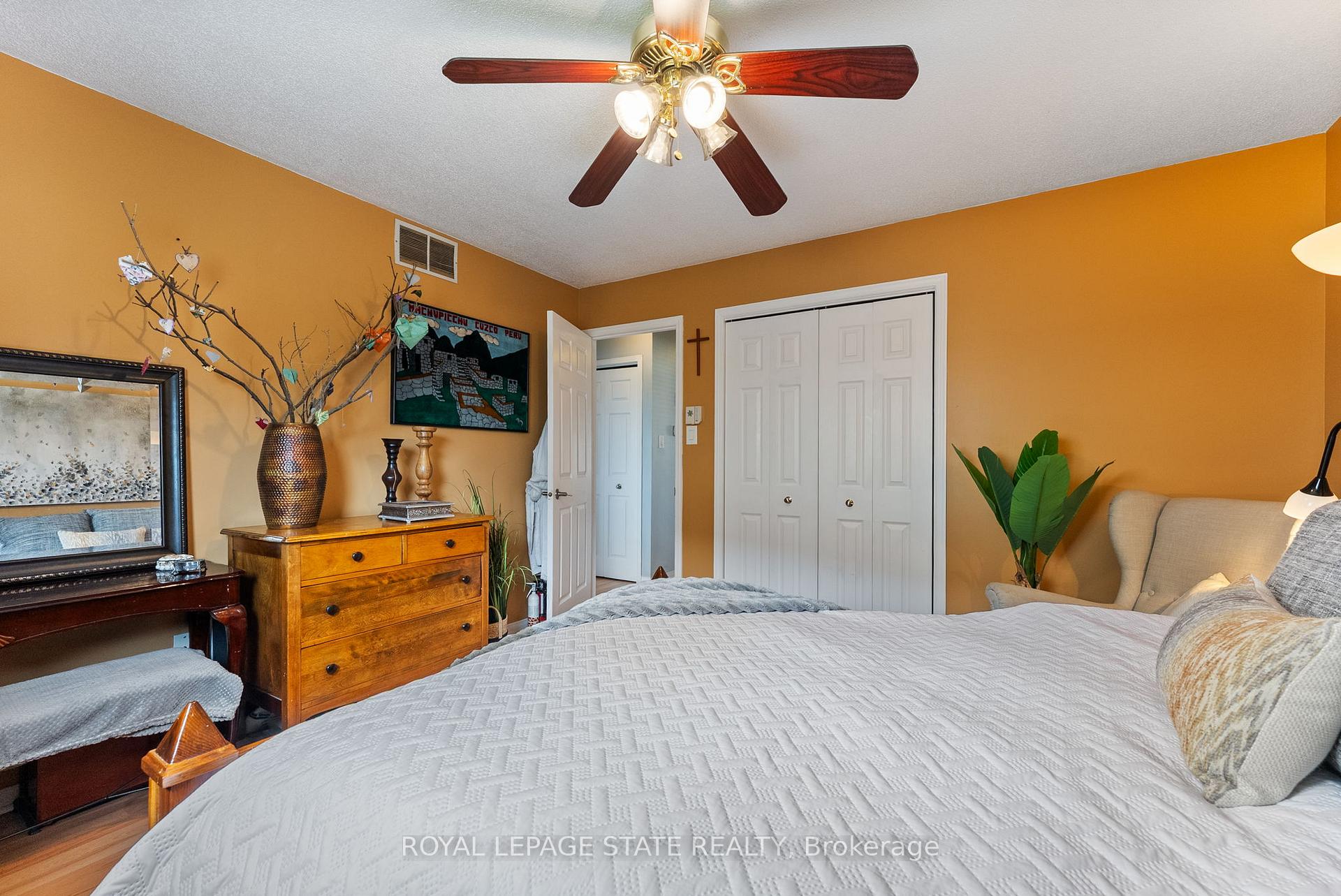 Photo 16 of 115 Colin Crescent, Hamilton, Jerome — HOMEH