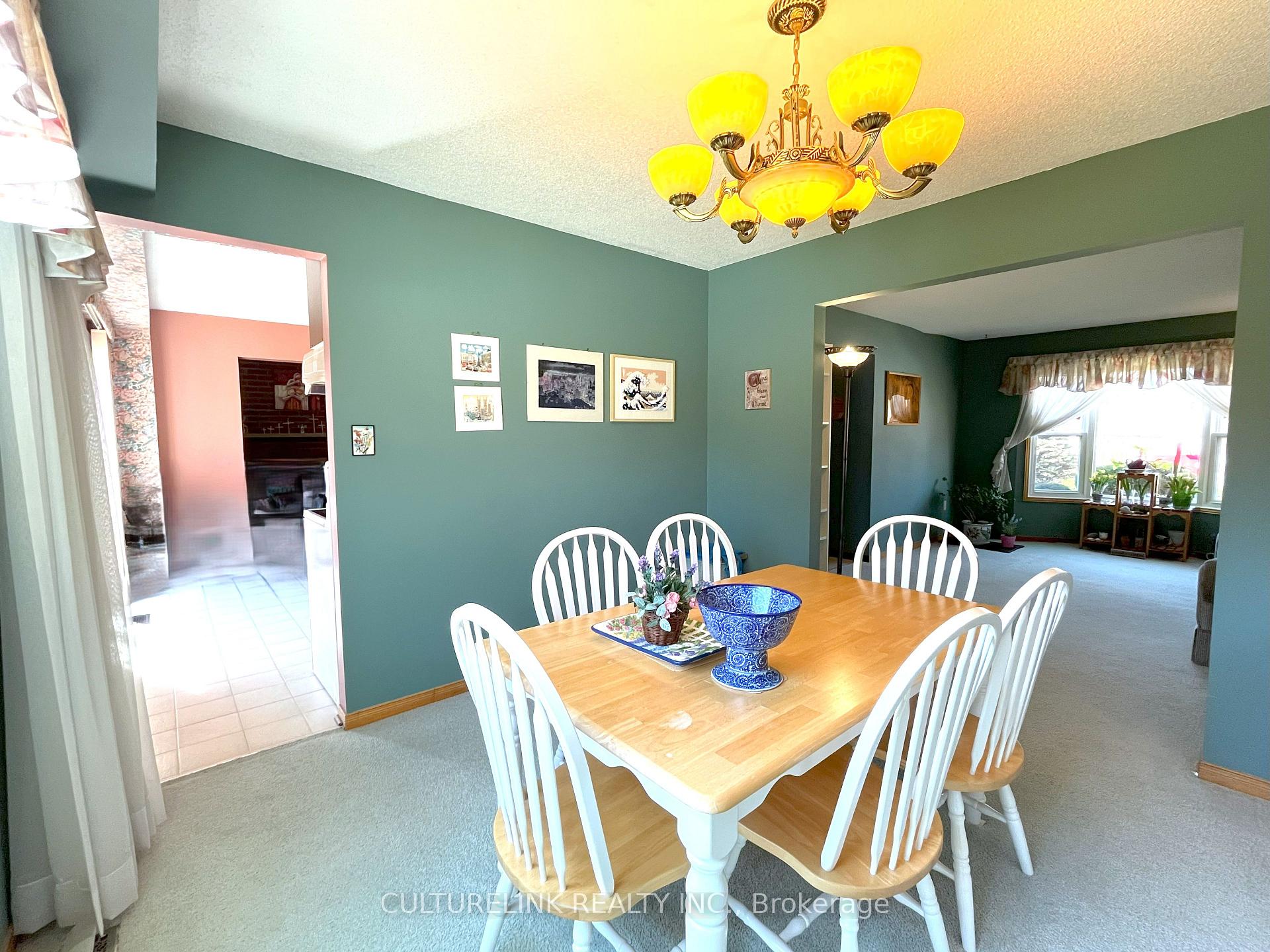 Photo 8 of 234 Larkin Avenue, Markham, Markham Village — HOMEH