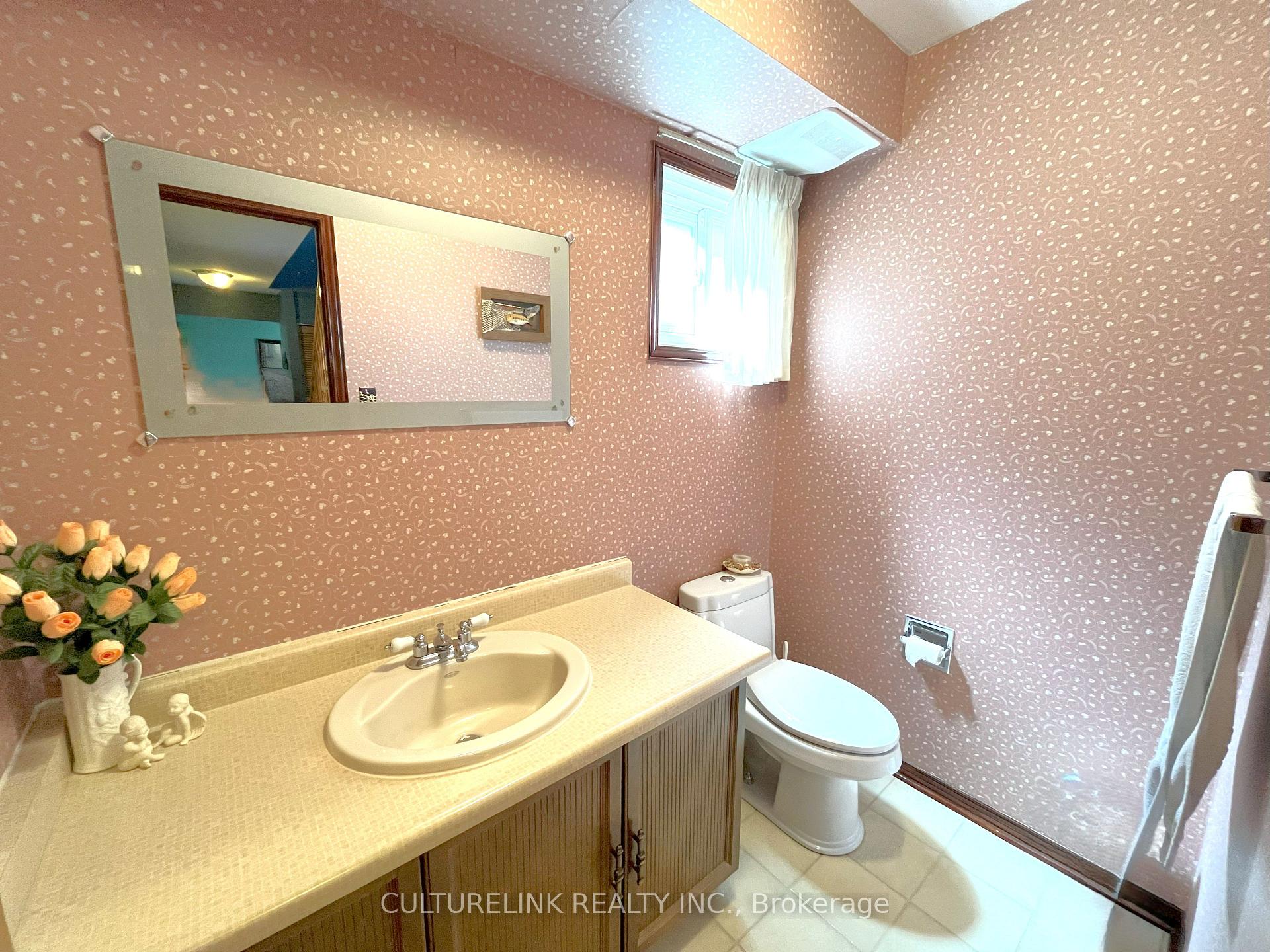 Photo 12 of 234 Larkin Avenue, Markham, Markham Village — HOMEH