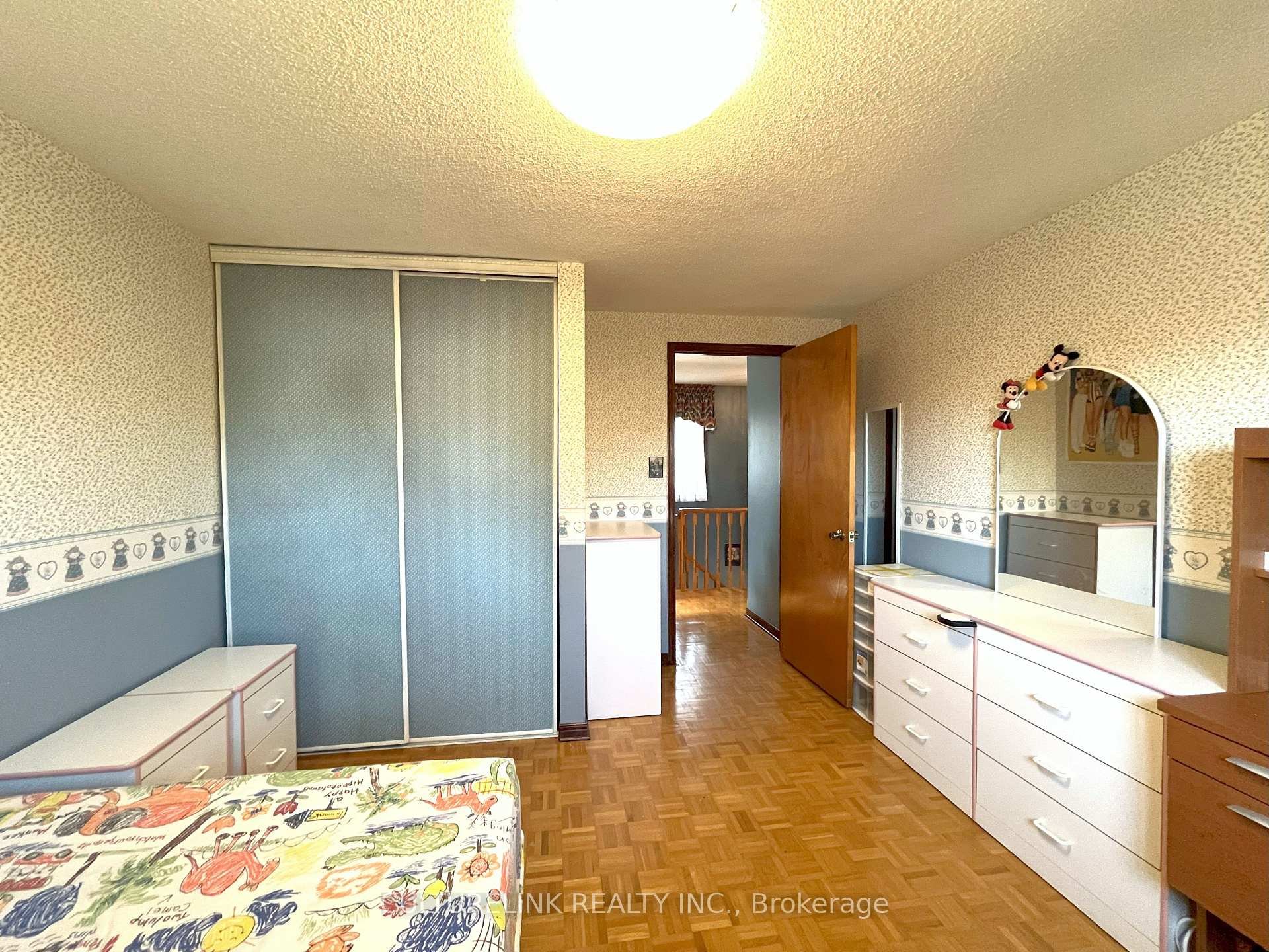 Photo 16 of 234 Larkin Avenue, Markham, Markham Village — HOMEH