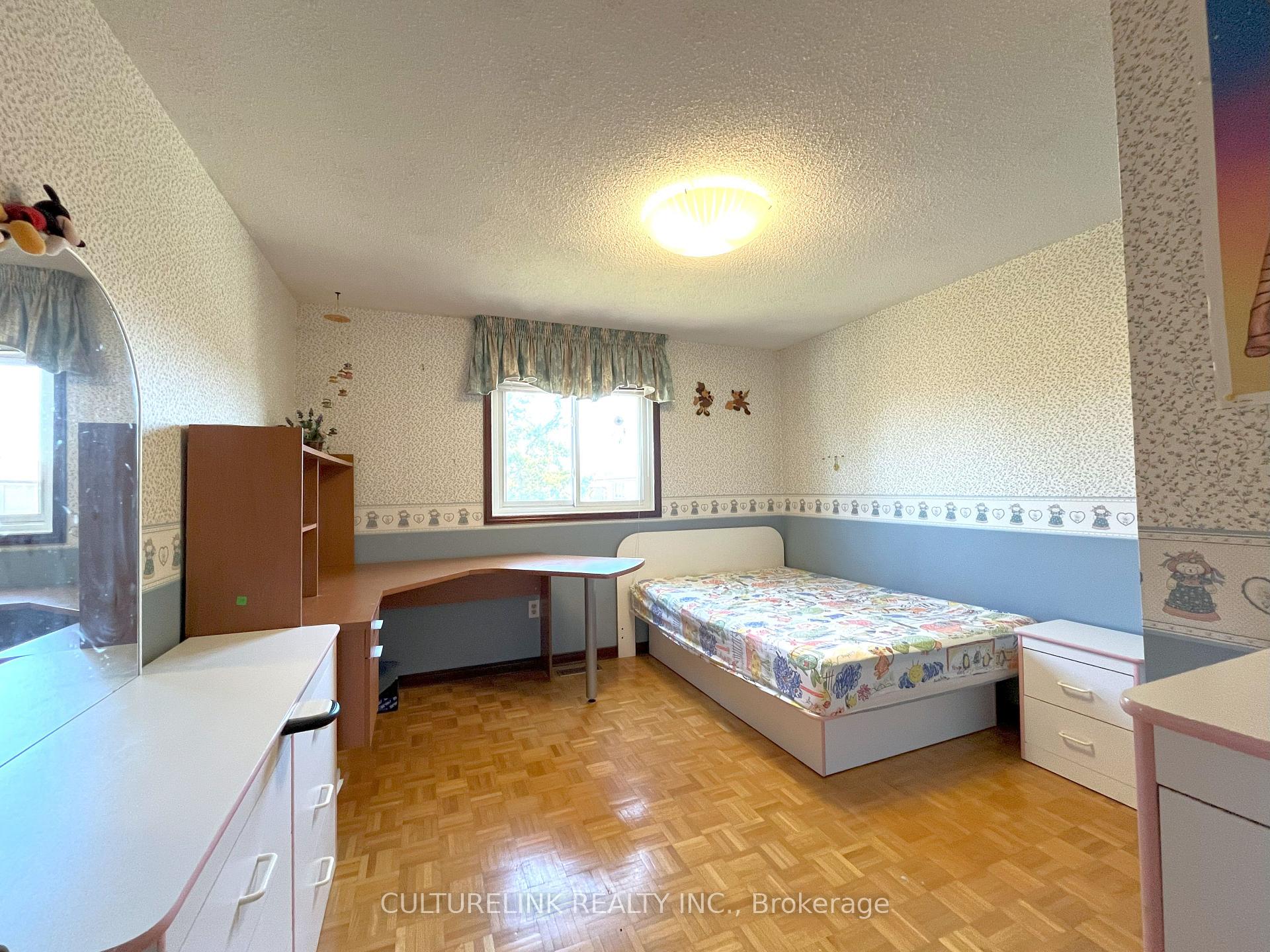 Photo 17 of 234 Larkin Avenue, Markham, Markham Village — HOMEH