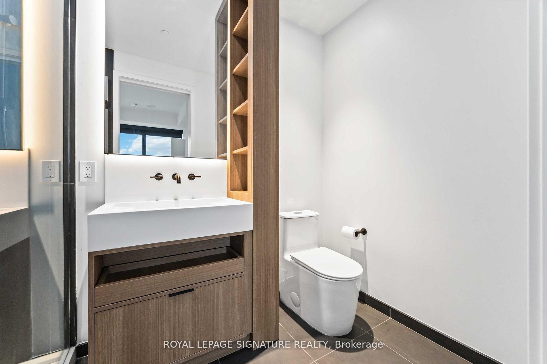 Photo 16 of Unit 4204, 55 Charles Street E, Toronto, Church-Yonge Corridor — HOMEH