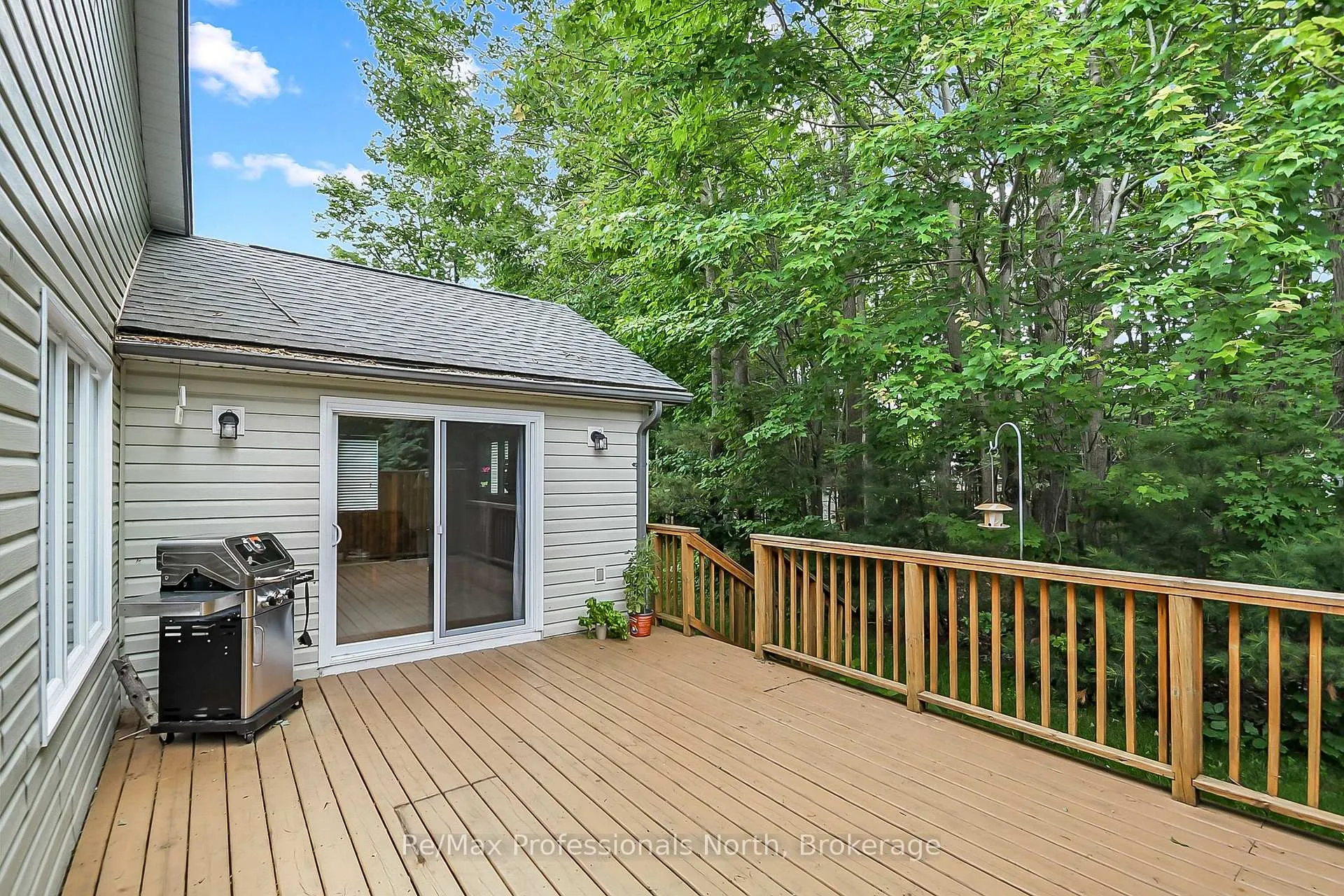 Photo 12 of 136 Hedgewood Lane, Gravenhurst, Muskoka (S) — HOMEH
