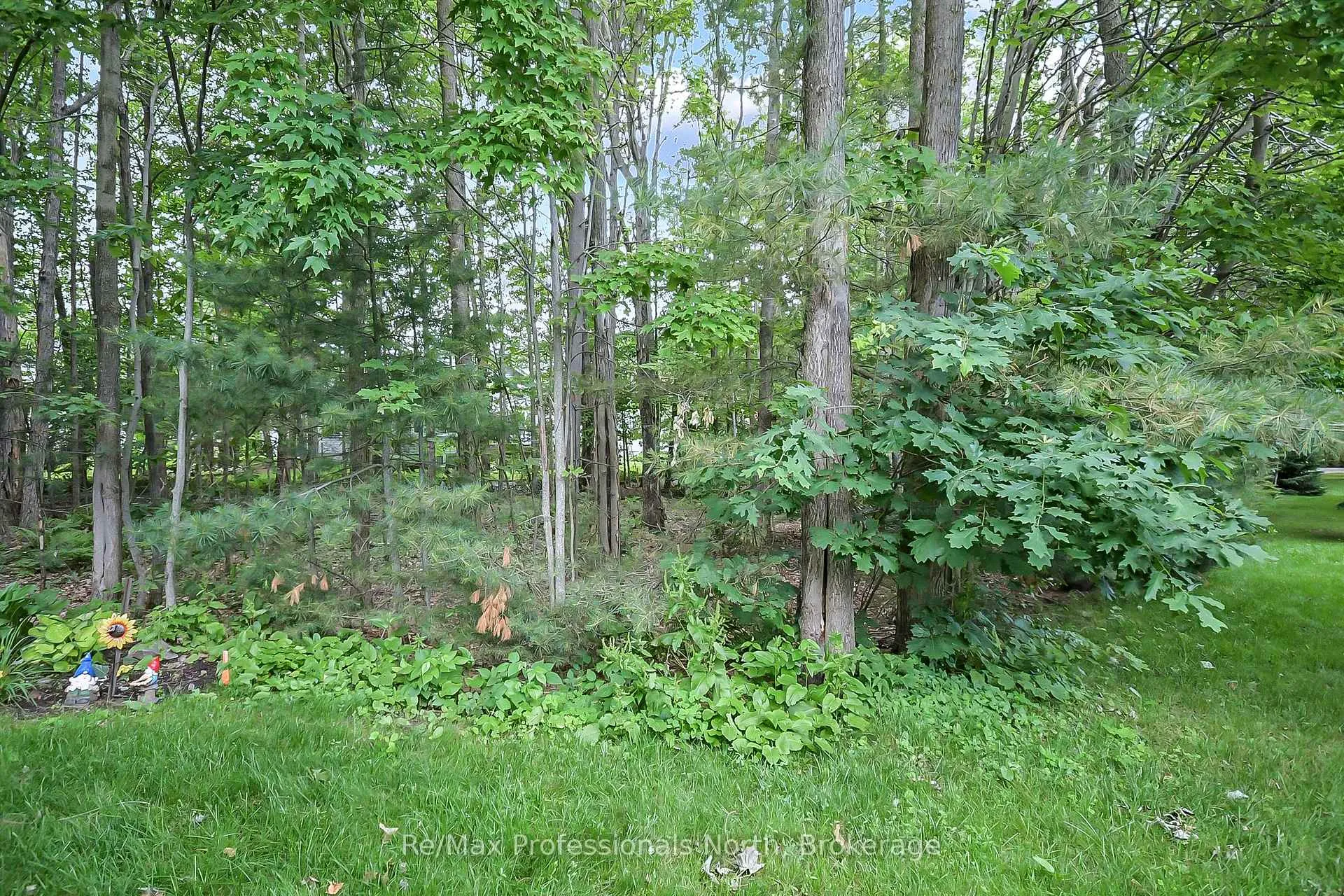 Photo 13 of 136 Hedgewood Lane, Gravenhurst, Muskoka (S) — HOMEH