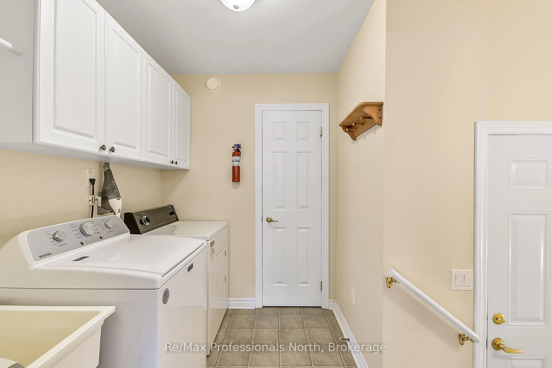Photo 23 of 136 Hedgewood Lane, Gravenhurst, Muskoka (S) — HOMEH