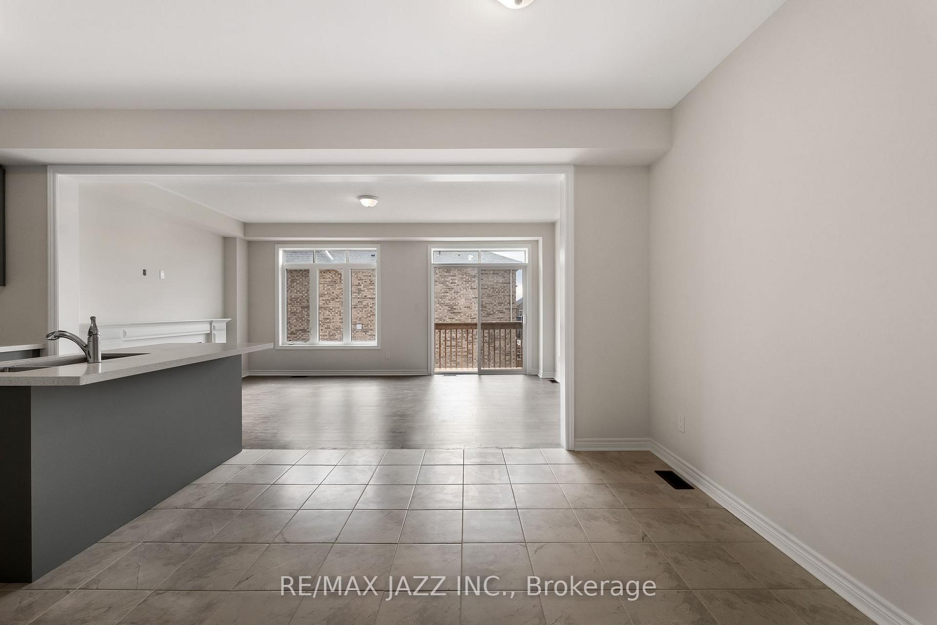 Photo 16 of 984 Matthew Murray Crescent, Oshawa, Taunton — HOMEH
