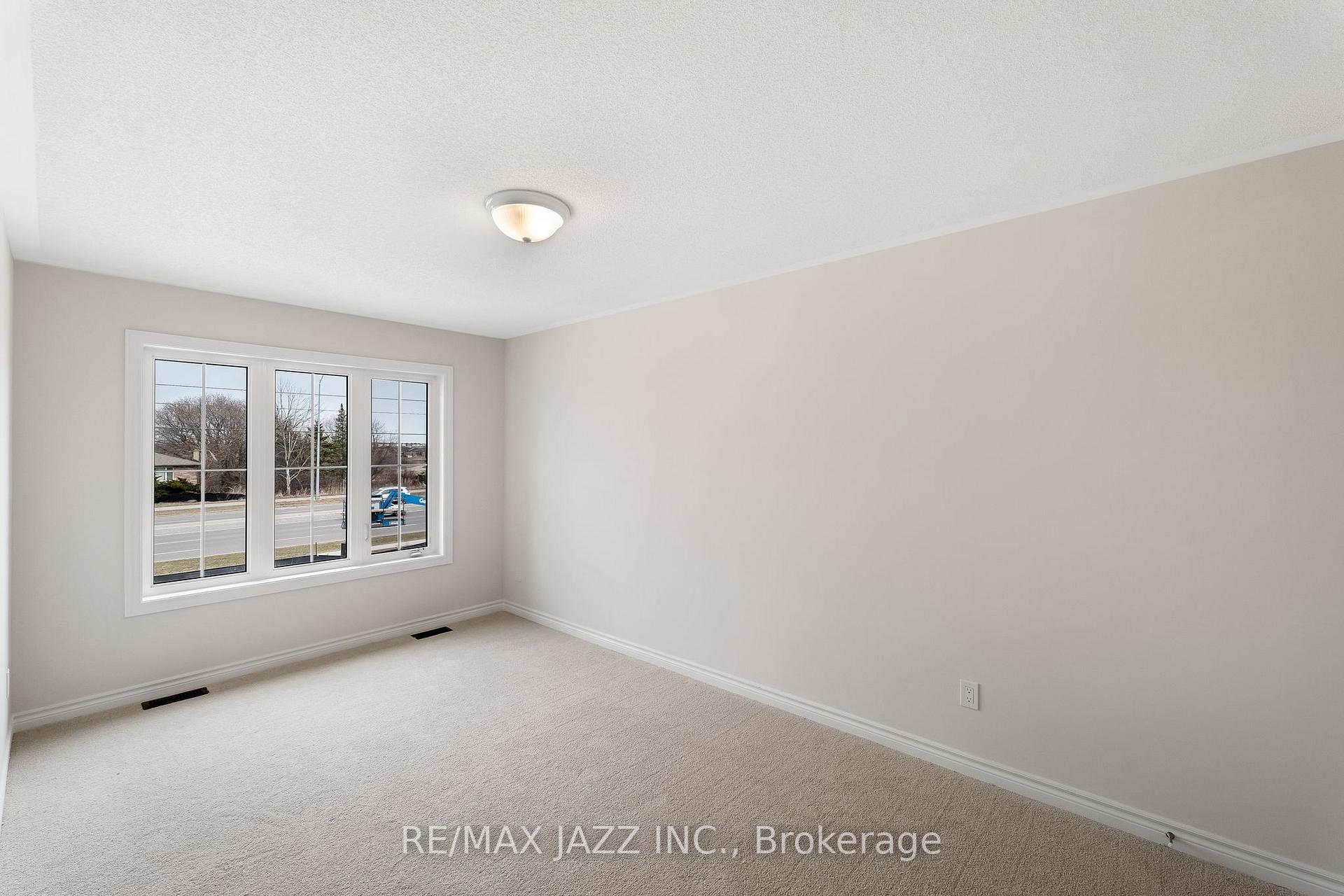Photo 24 of 984 Matthew Murray Crescent, Oshawa, Taunton — HOMEH