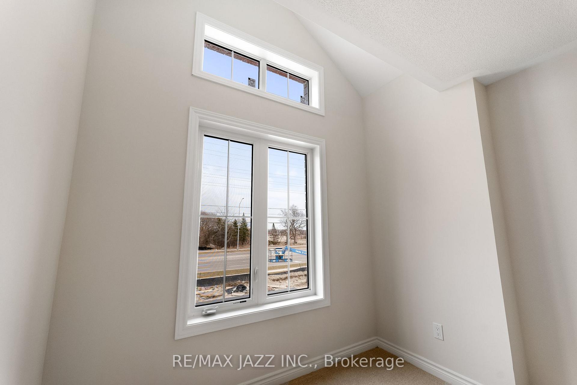 Photo 26 of 984 Matthew Murray Crescent, Oshawa, Taunton — HOMEH