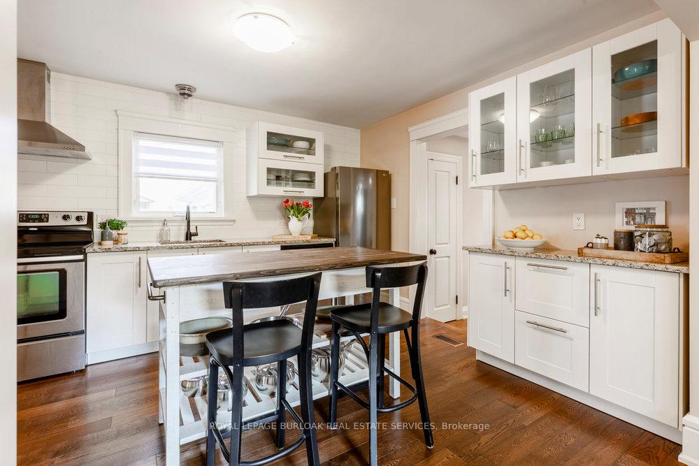 Photo 13 of 39 James Street, Hamilton, Dundas — HOMEH