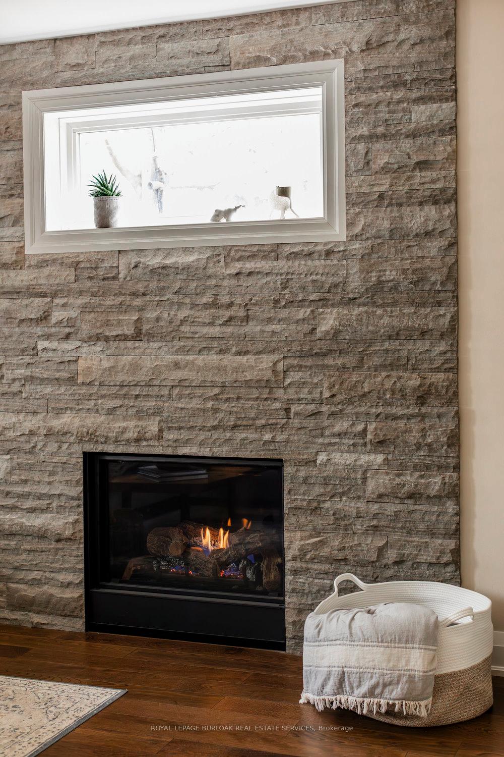 Photo 18 of 39 James Street, Hamilton, Dundas — HOMEH