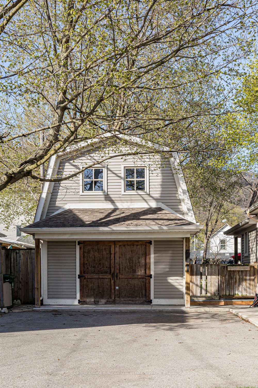 Photo 25 of 39 James Street, Hamilton, Dundas — HOMEH