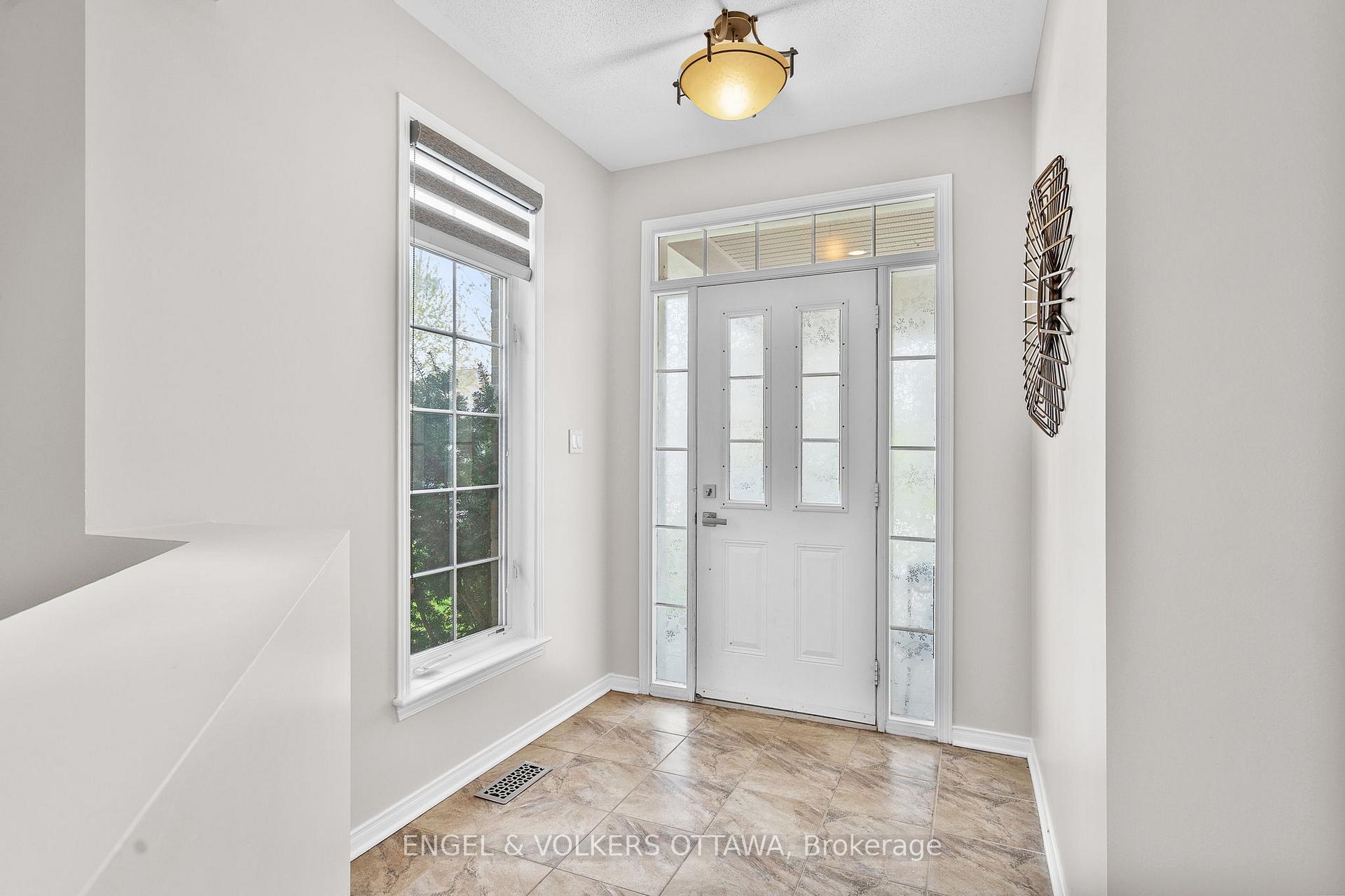 Photo 4 of 313 Lecanto Terrace, Ottawa, Barrhaven - Stonebridge — HOMEH