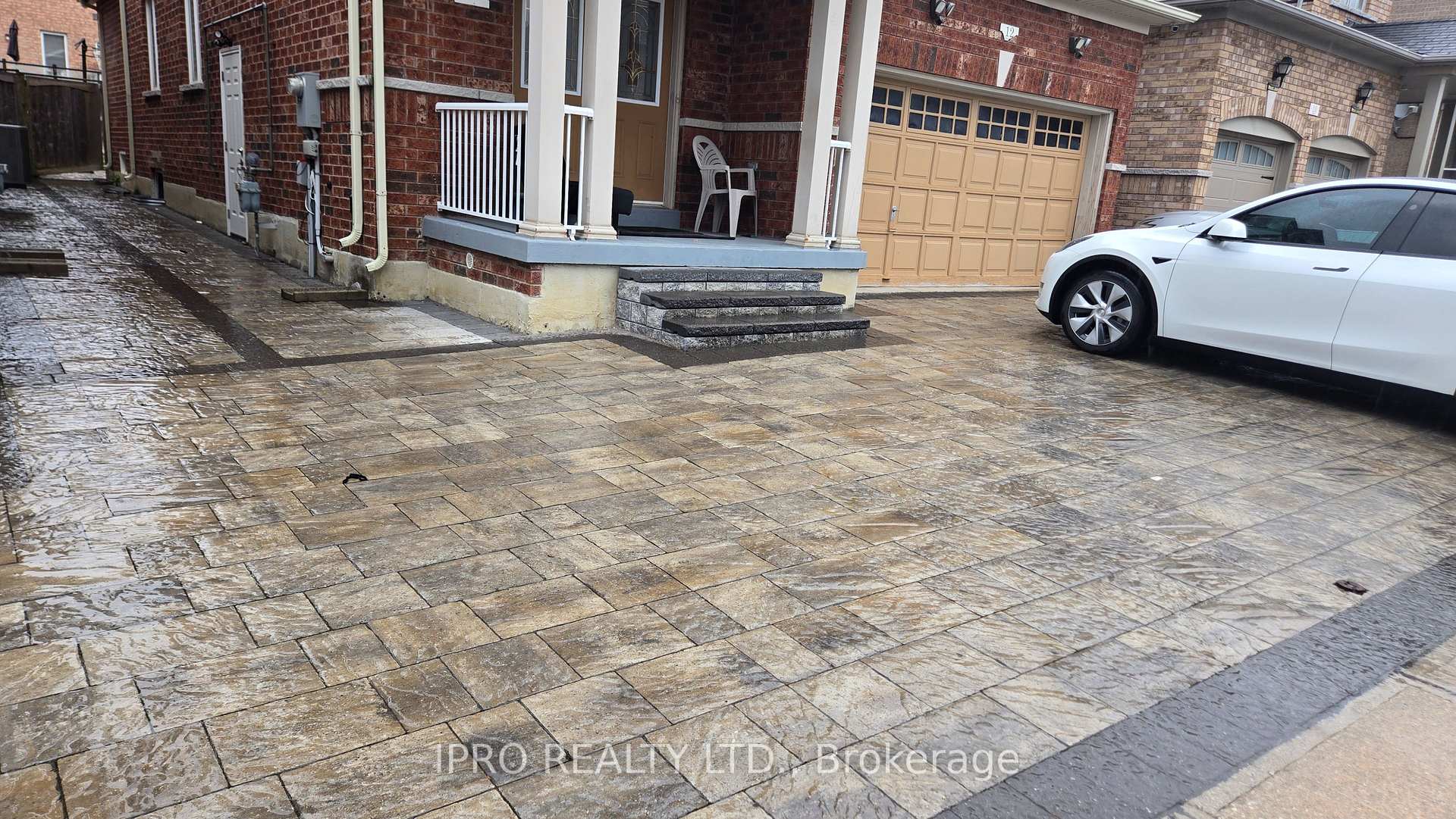 Photo 1 of 12 Newfields Drive, Markham, Box Grove — HOMEH