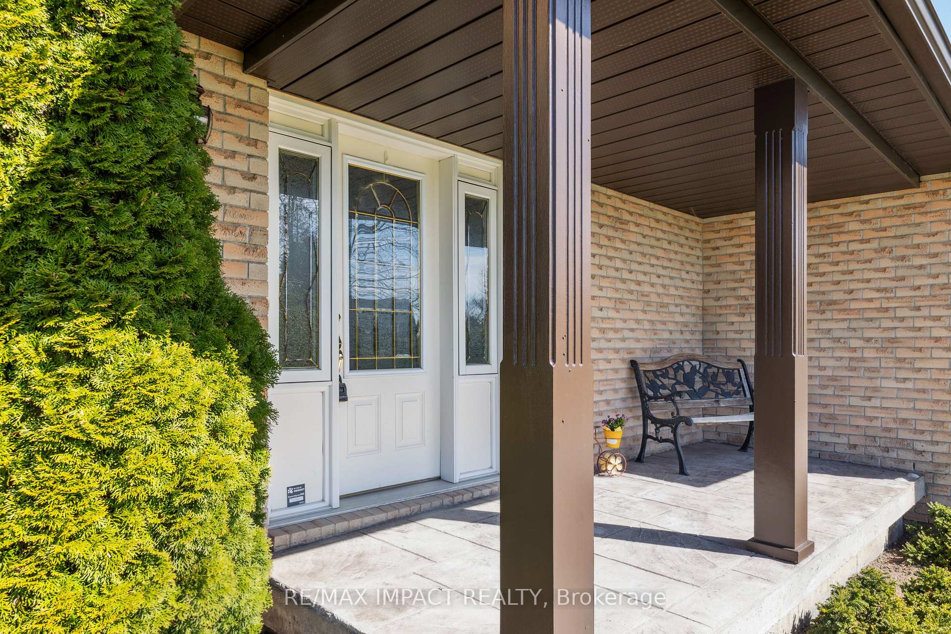 Photo 3 of 308 Stephenson Point Road, Scugog, Port Perry — HOMEH