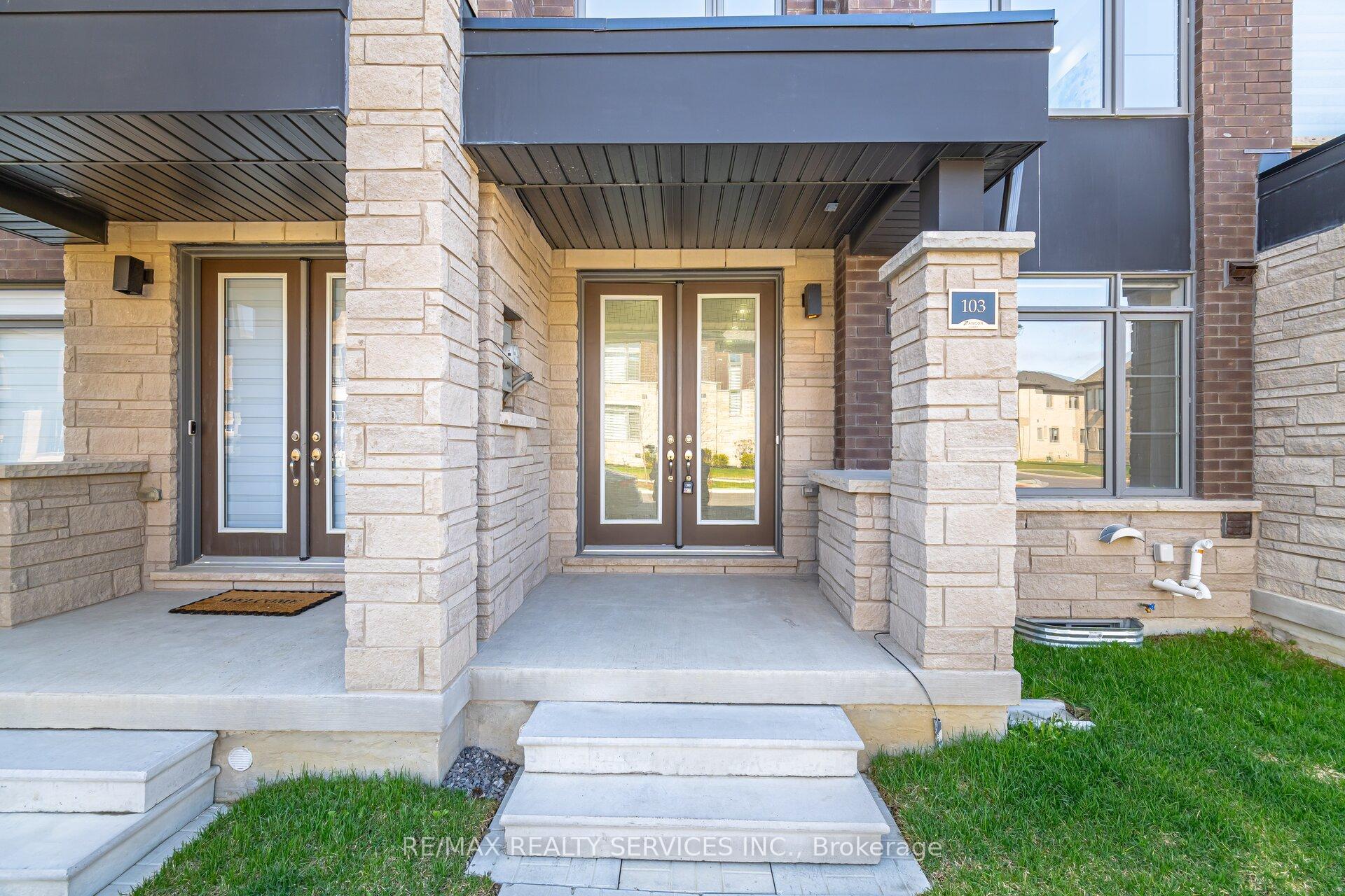 Photo 2 of 103 Camino Real Drive, Caledon, Rural Caledon — HOMEH