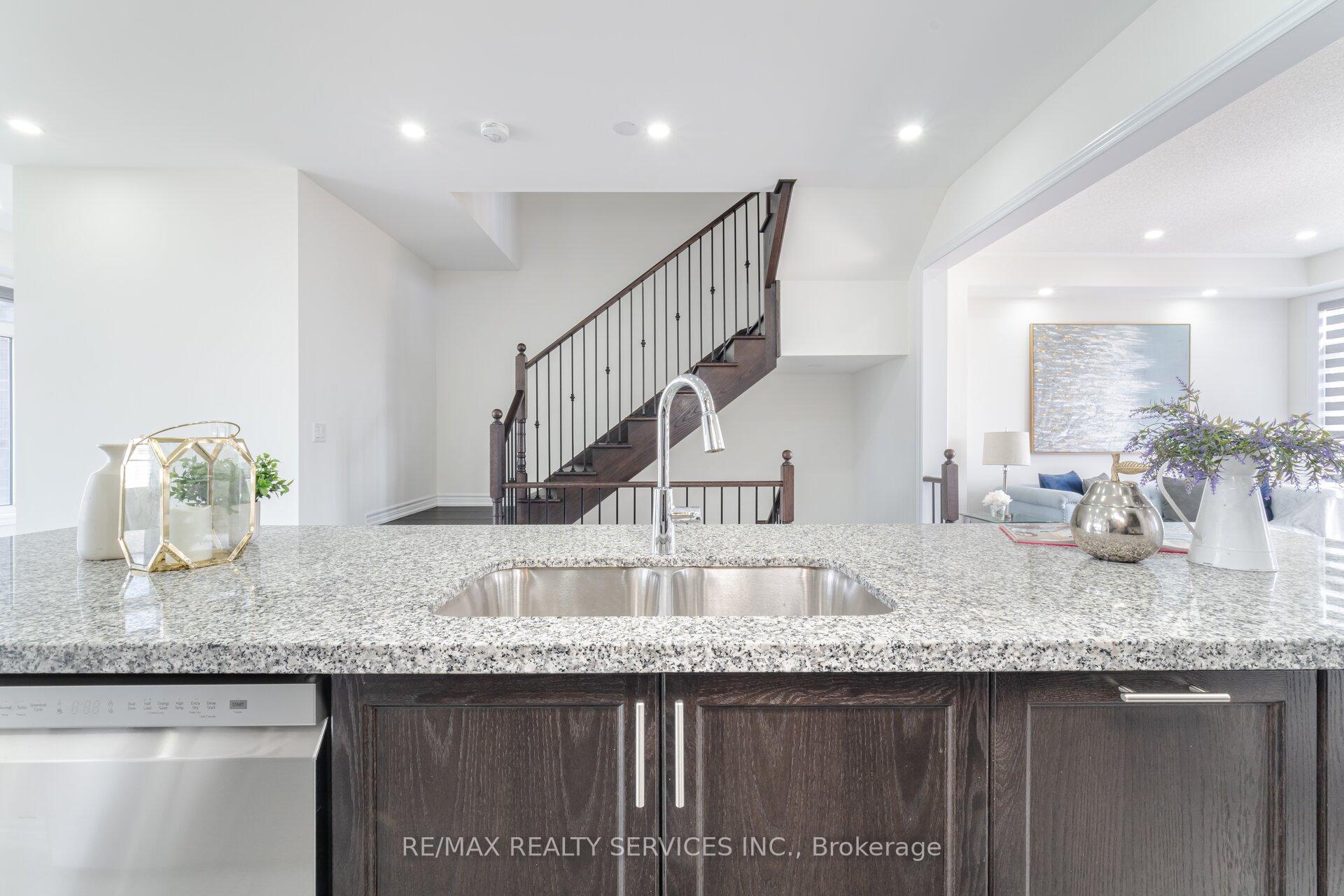 Photo 11 of 103 Camino Real Drive, Caledon, Rural Caledon — HOMEH
