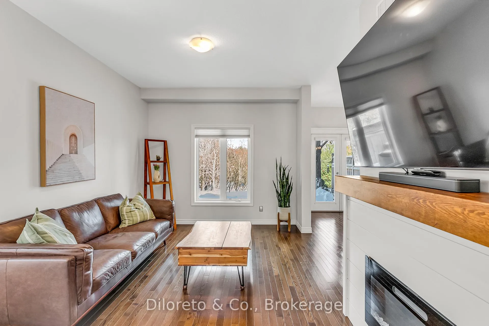 Photo 9 of Unit 12, 146 Downey Road, Guelph, Kortright Hills — HOMEH