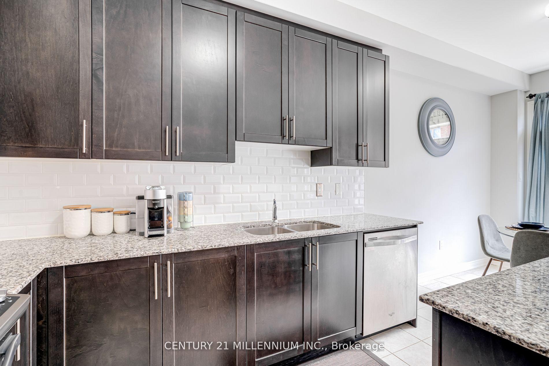 Photo 5 of 31 Pritchard Road, Brampton, Northwest Brampton — HOMEH