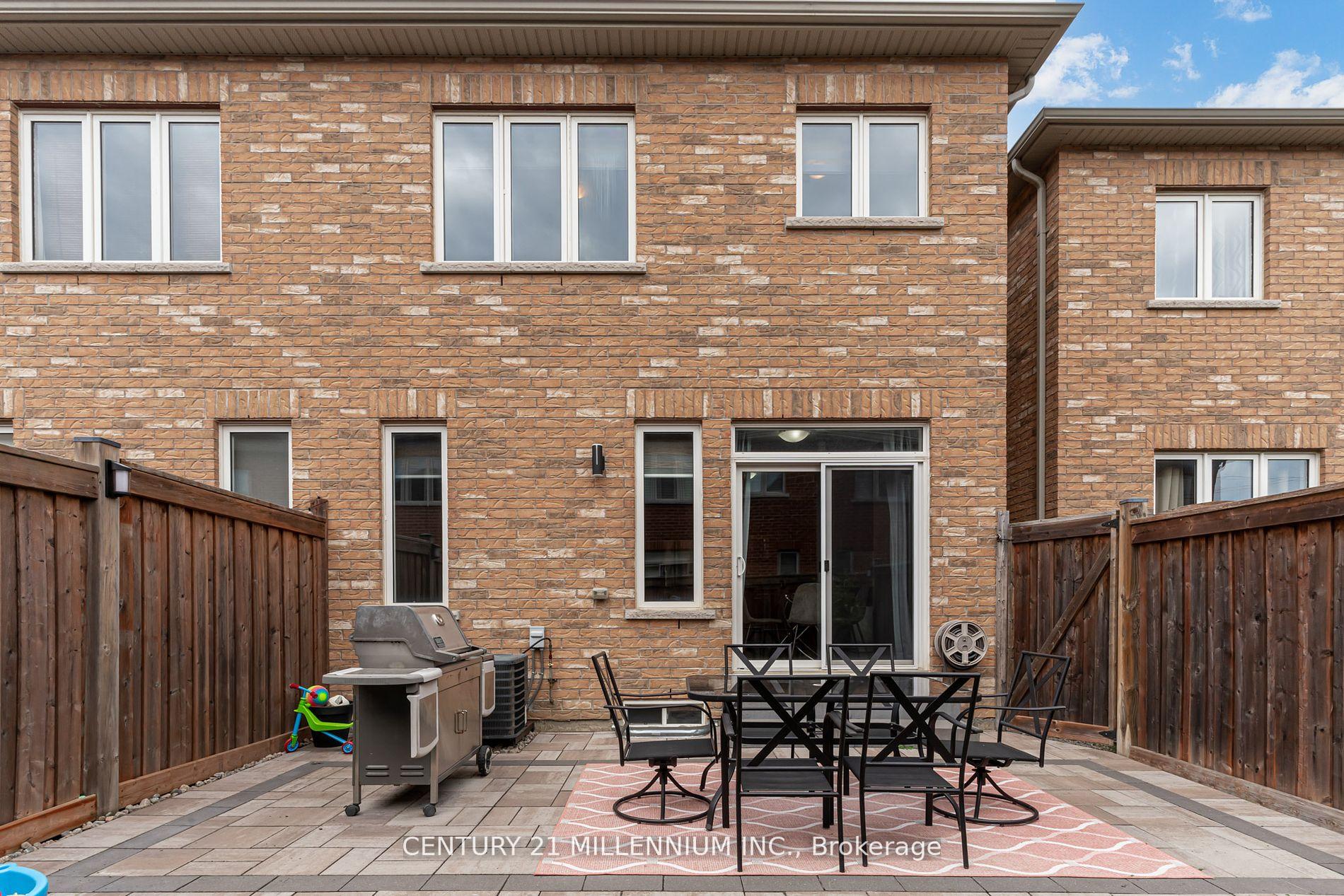 Photo 23 of 31 Pritchard Road, Brampton, Northwest Brampton — HOMEH