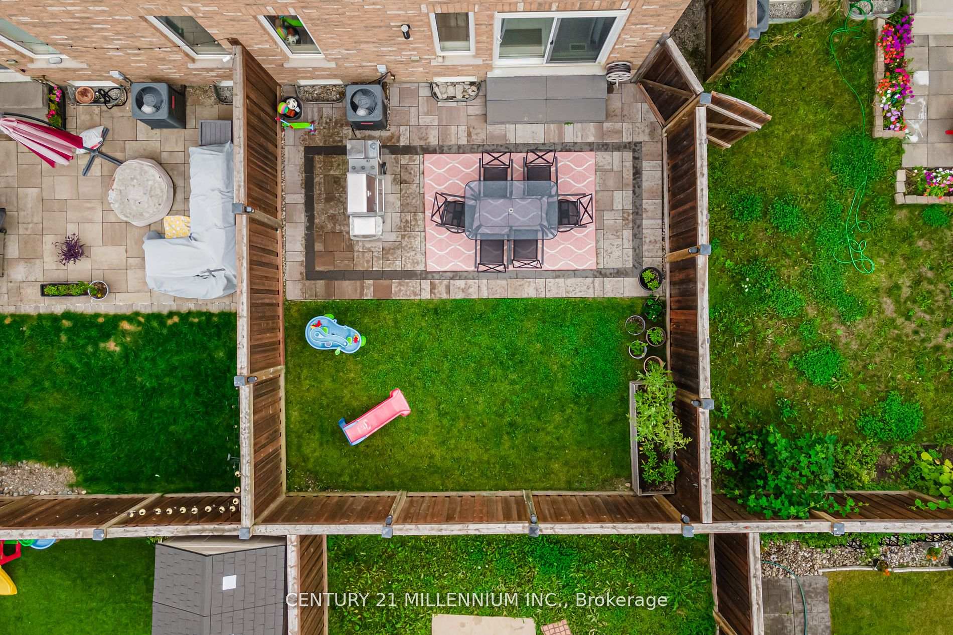 Photo 25 of 31 Pritchard Road, Brampton, Northwest Brampton — HOMEH