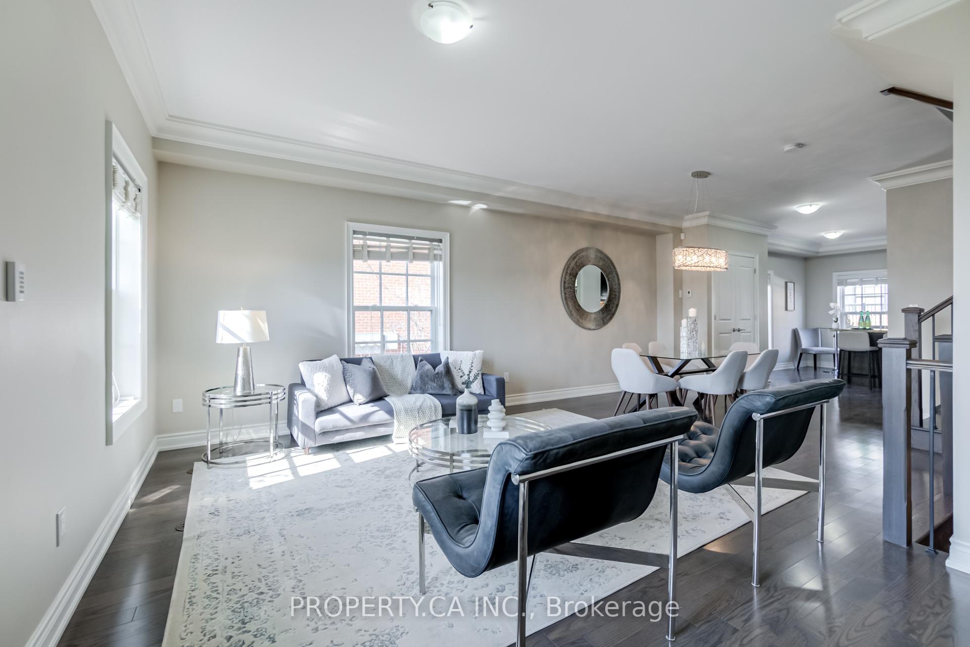 Photo 2 of Unit 13, 10060 Keele Street, Vaughan, Maple — HOMEH