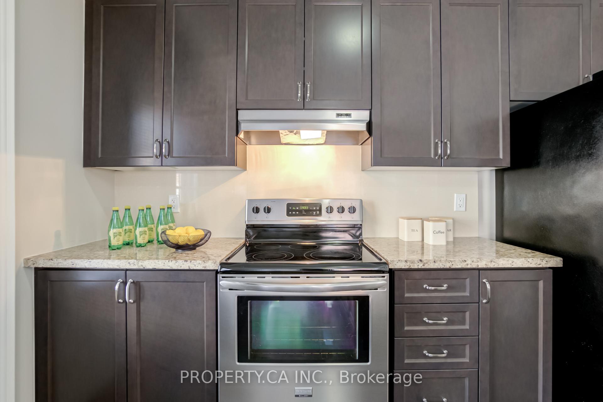 Photo 10 of Unit 13, 10060 Keele Street, Vaughan, Maple — HOMEH