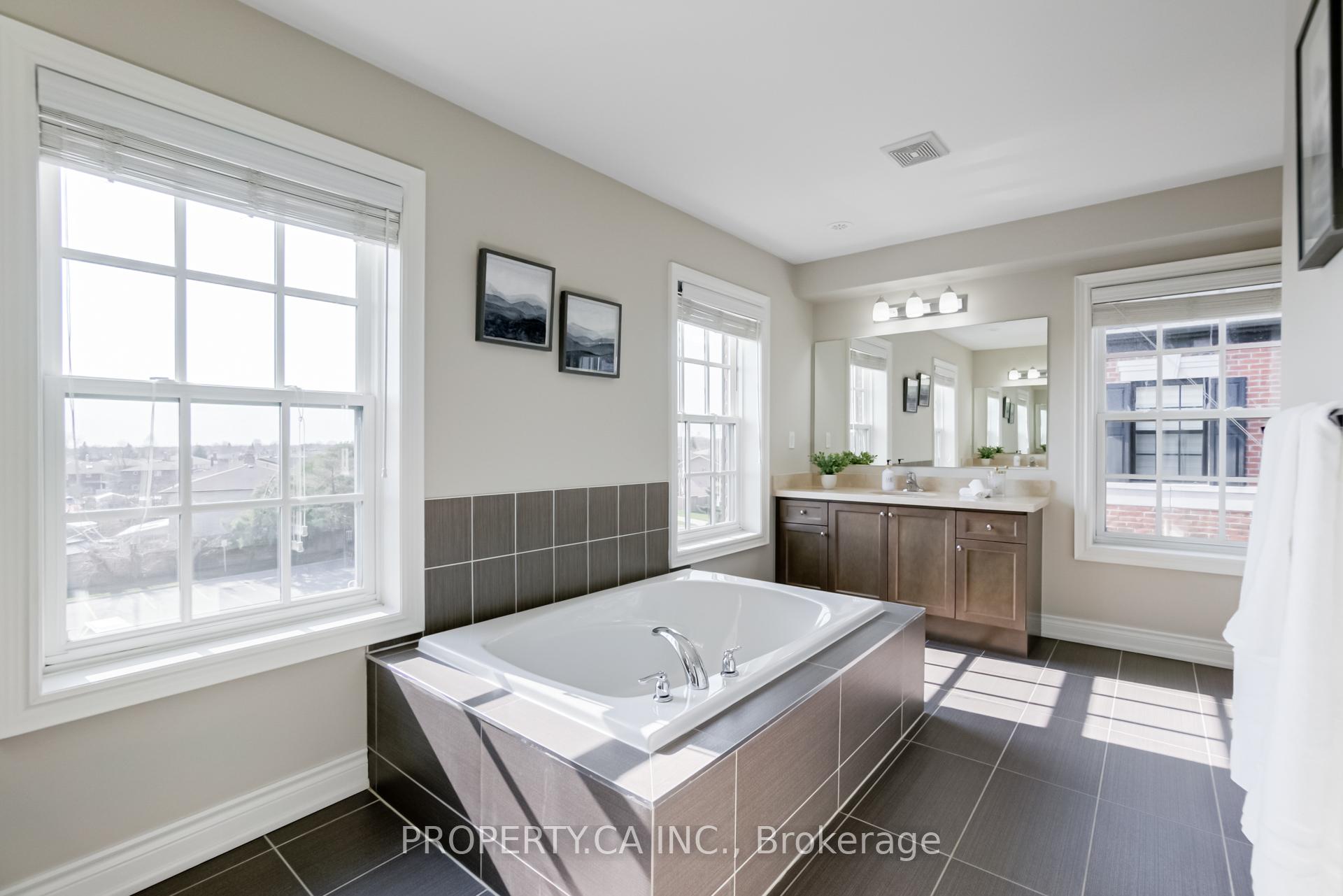 Photo 26 of Unit 13, 10060 Keele Street, Vaughan, Maple — HOMEH