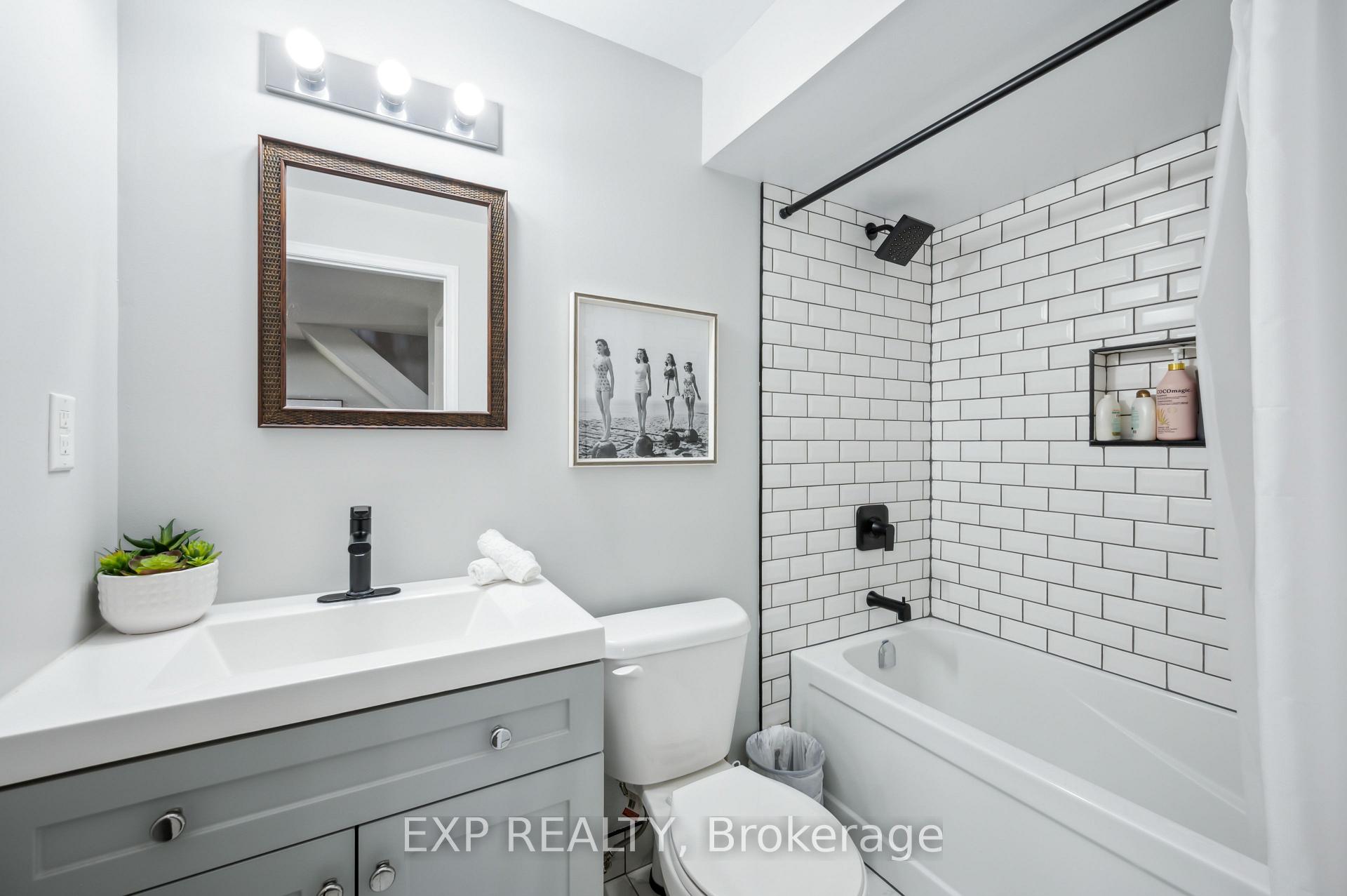 Photo 21 of 116 Dinison Crescent, Kitchener — HOMEH
