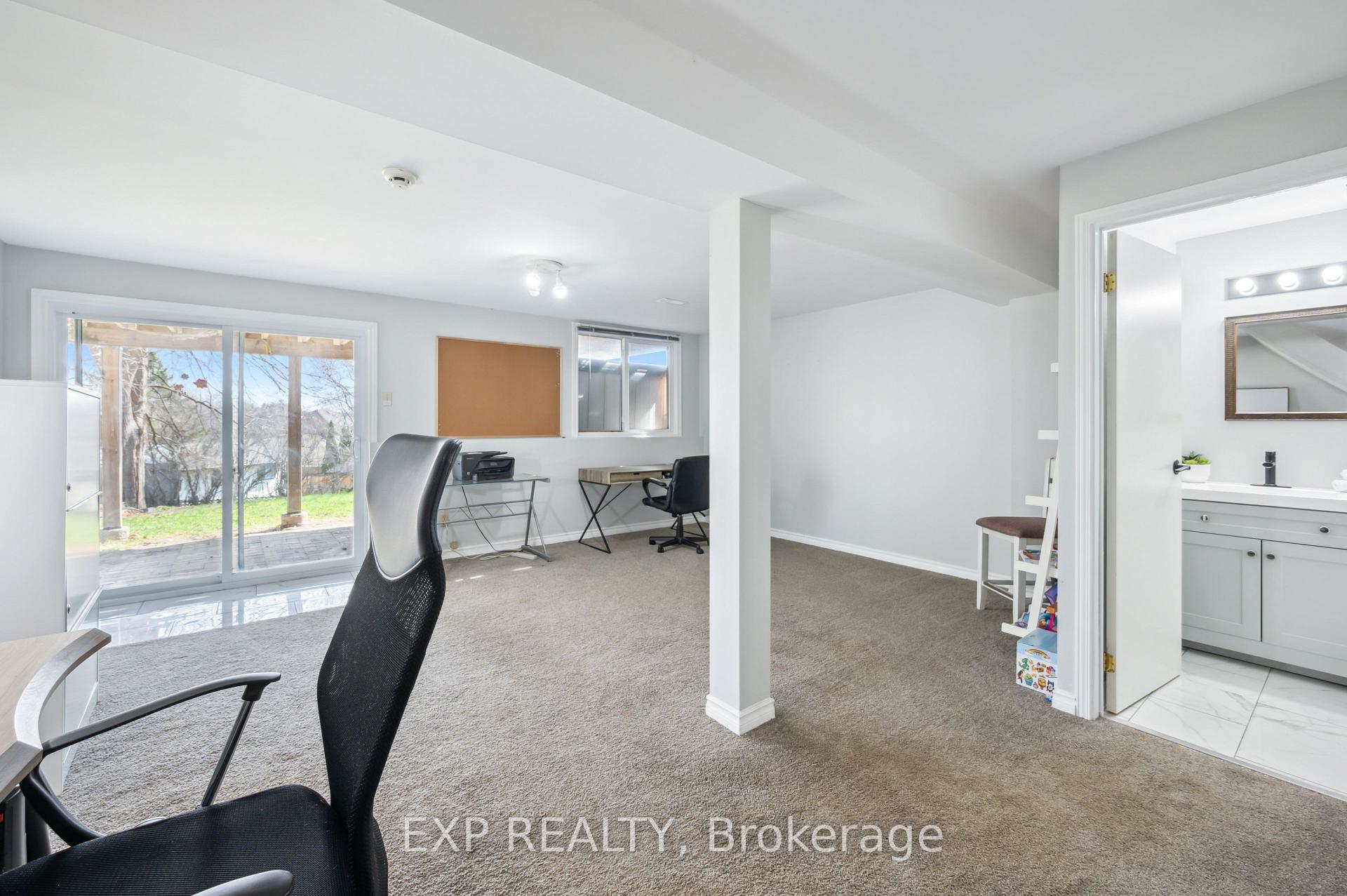 Photo 38 of 116 Dinison Crescent, Kitchener — HOMEH