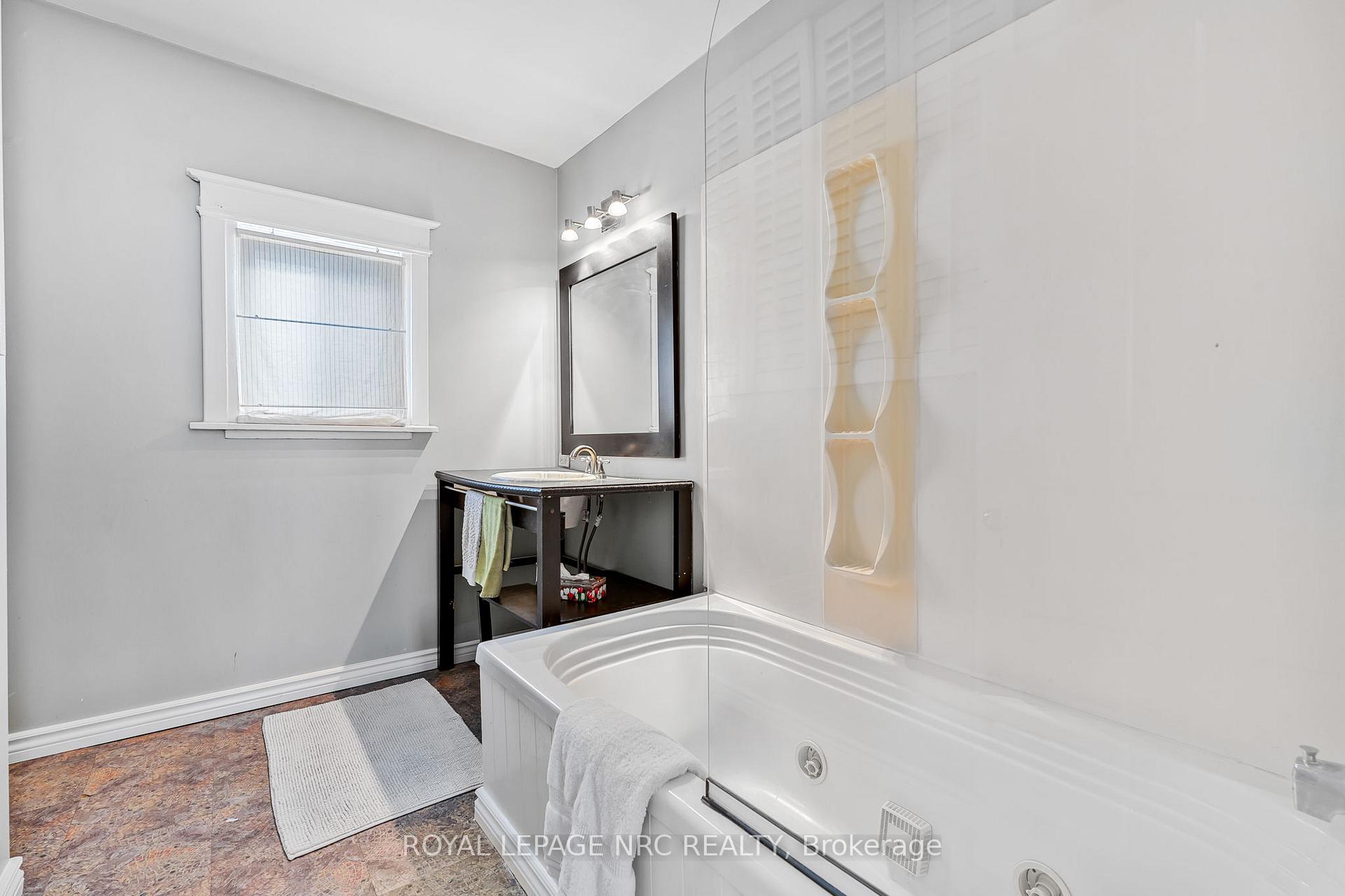 Photo 15 of 83 Pleasant Avenue, St. Catharines, Downtown — HOMEH