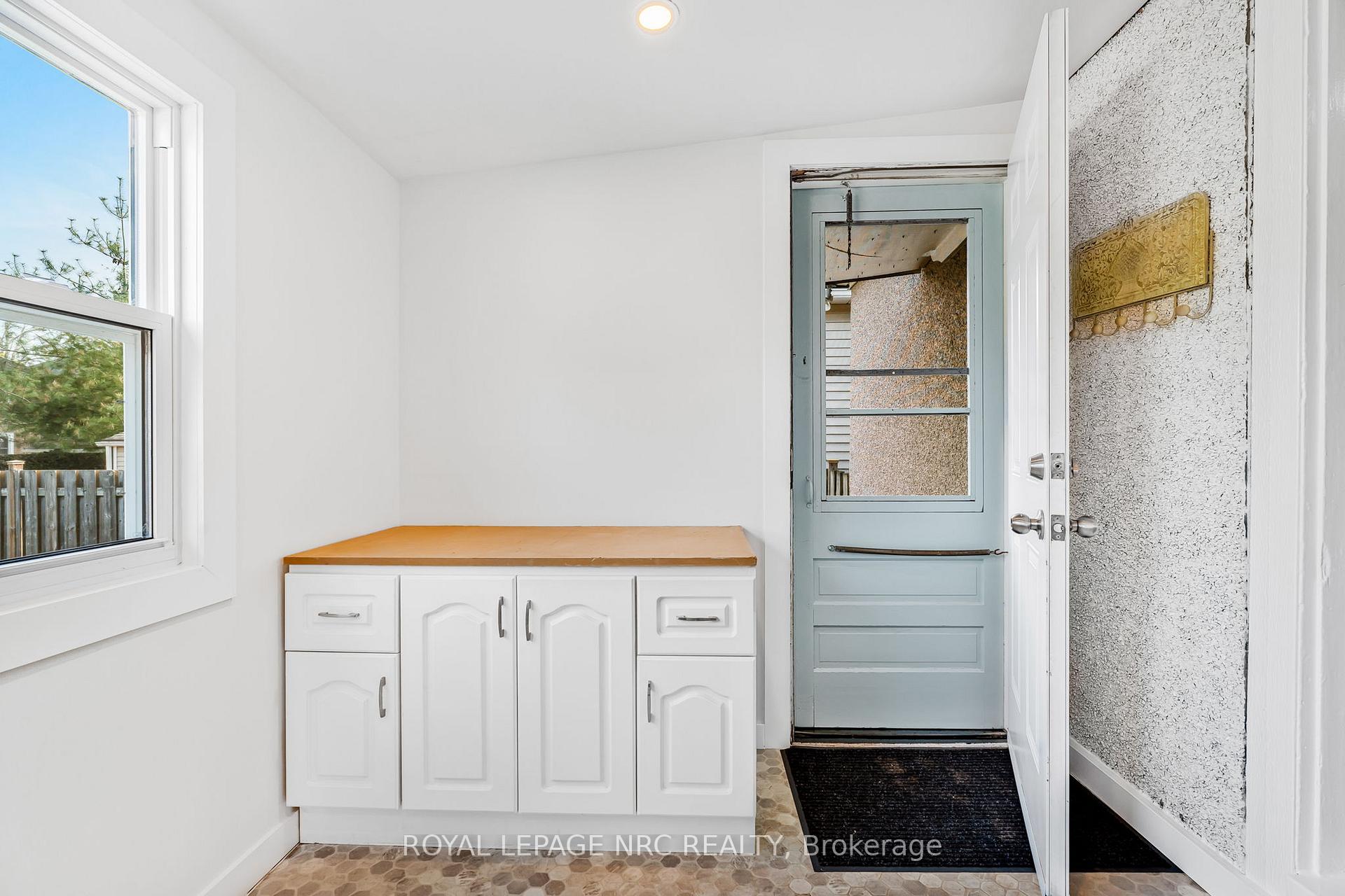Photo 18 of 83 Pleasant Avenue, St. Catharines, Downtown — HOMEH