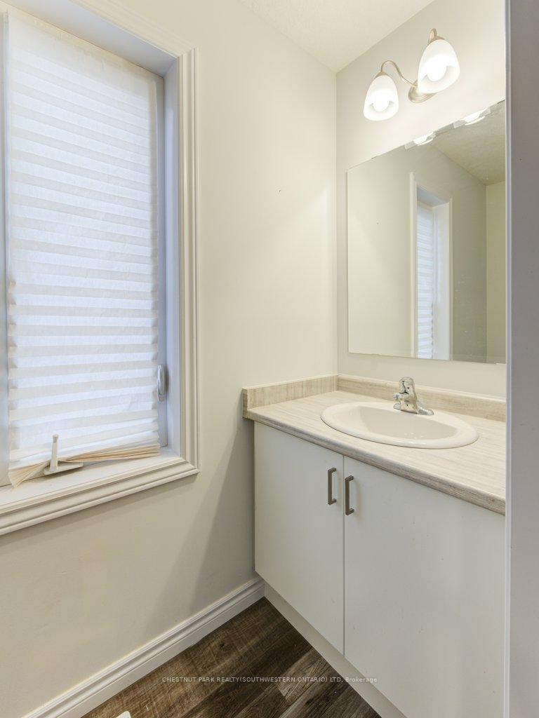 Photo 7 of 317 Bradshaw Drive, Stratford — HOMEH