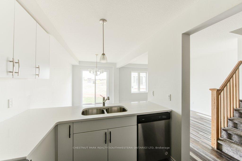 Photo 12 of 317 Bradshaw Drive, Stratford — HOMEH