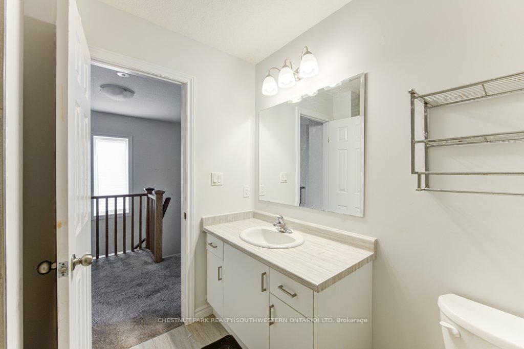 Photo 33 of 317 Bradshaw Drive, Stratford — HOMEH